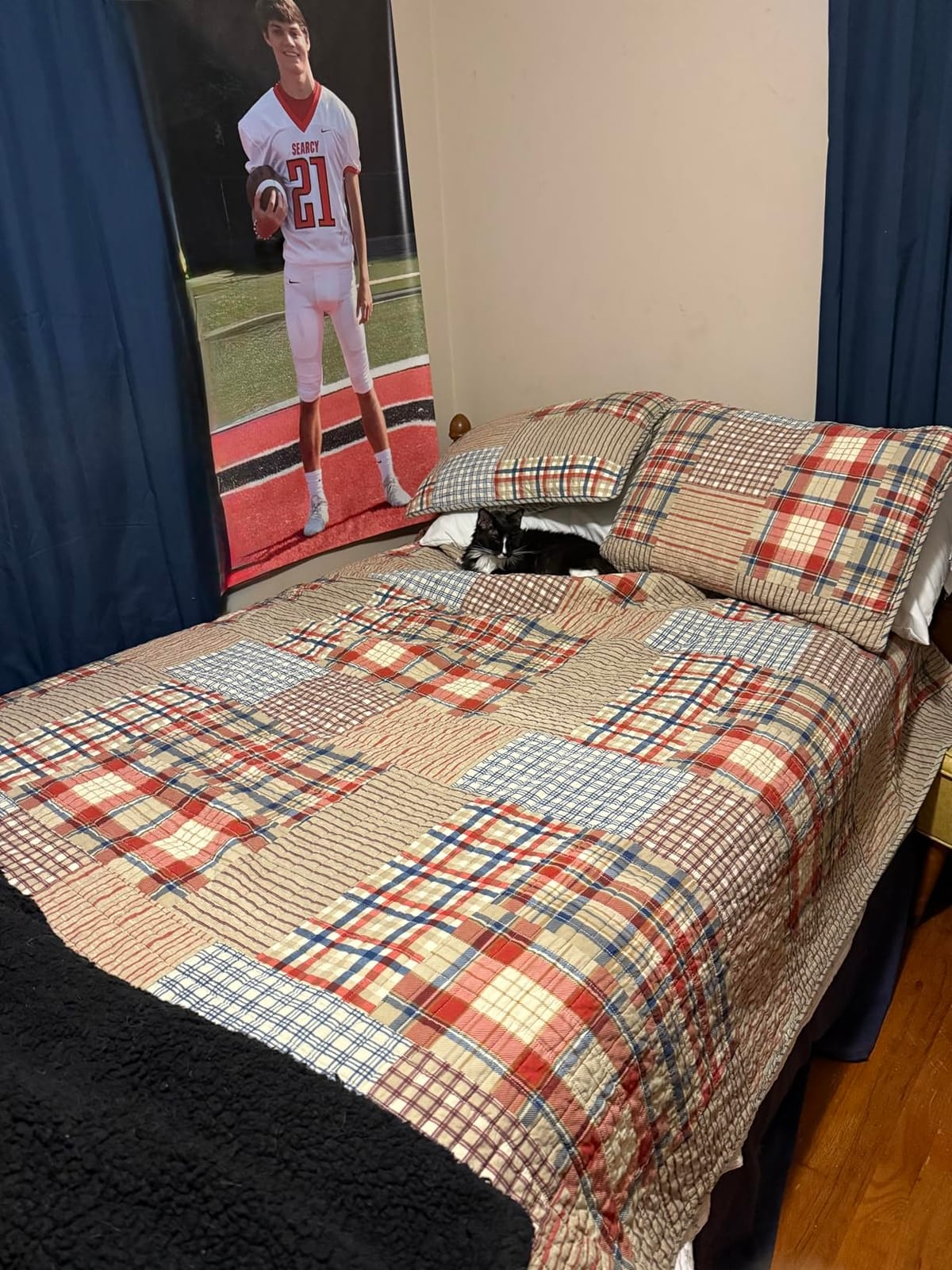 Eddie Bauer - Queen Quilt Set, Soft & Reversible Bedding, Year Round Bedding, Madrona Navy customer photo 2