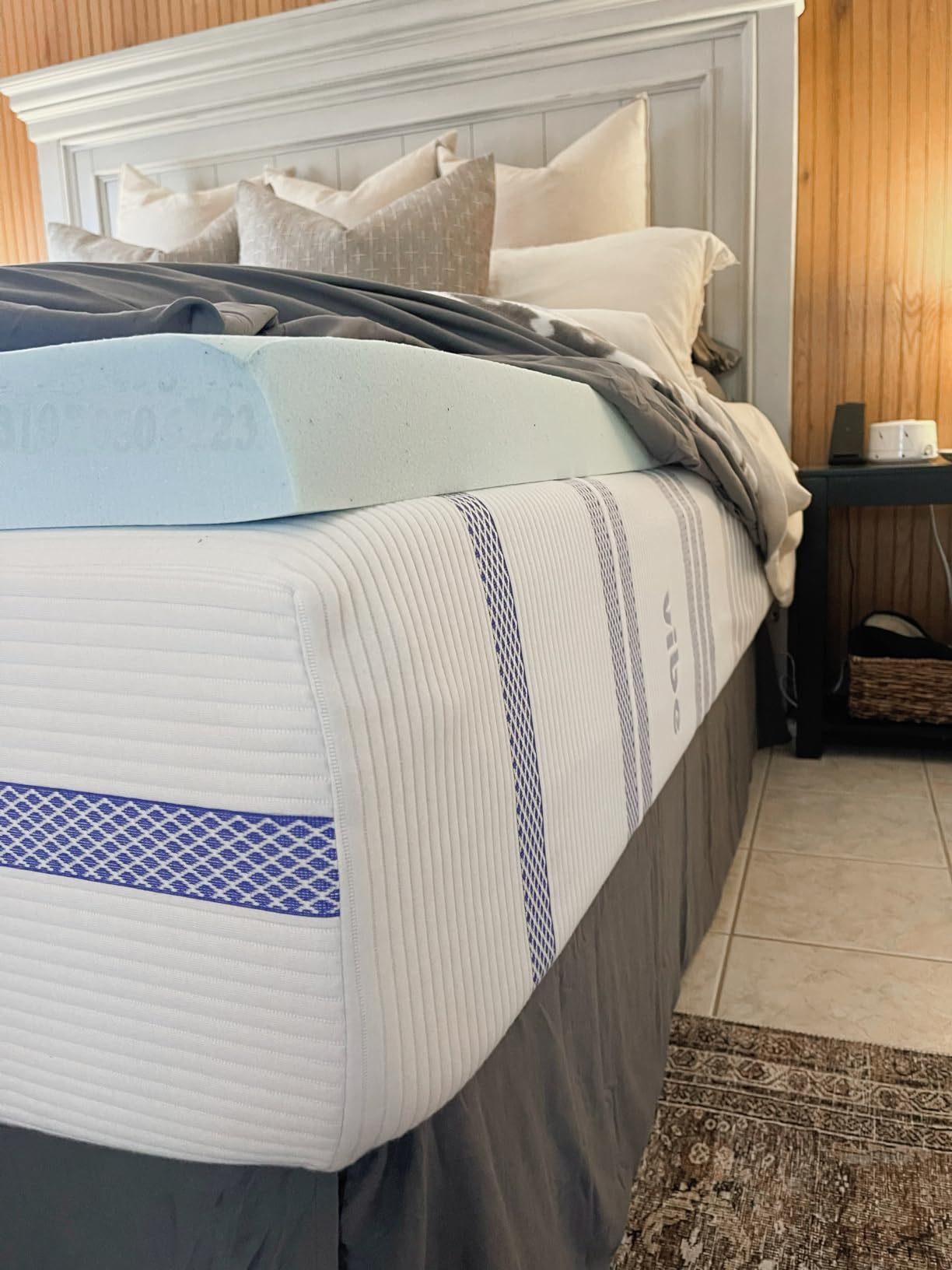 Lucid 3 Inch Memory Foam Mattress Topper, Queen Size - Cooling Gel Bed Topper - Pressure-Relieving Deep Plush Feel - Ventilated Breathable Design - CertiPur Certified - Dorm Room Essentials customer photo 1