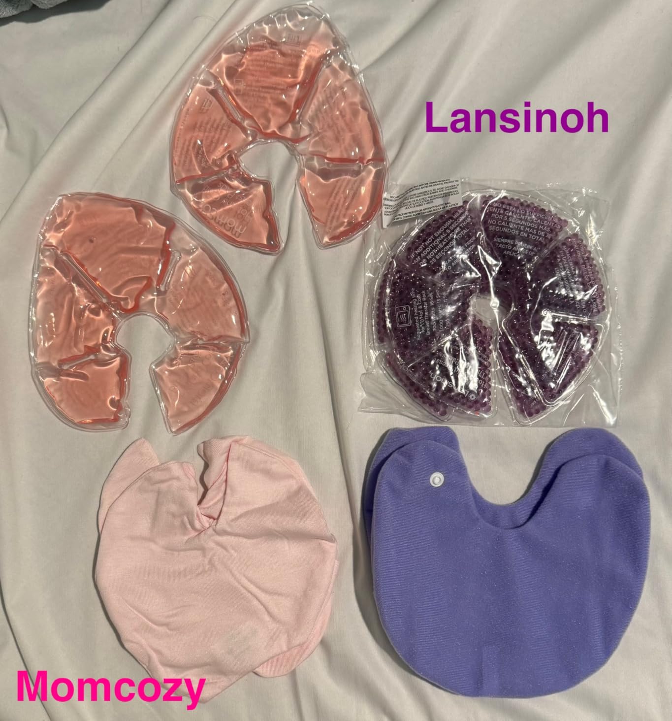 Lansinoh Breast Therapy Packs, Hot and Cold Breast-Pads with 2 Soft Covers, Postpartum Essentials for Nipple Pain Relief, Mastitis, Engorgement, Support for Breastfeeding, Pumping Aid, 2 Pack customer photo 1