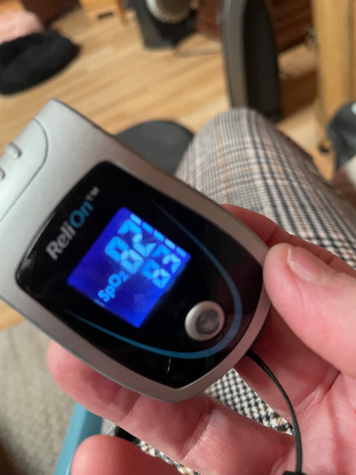 CHOICEMMed Finger Pulse Oximeter, Blood Oxygen Saturation Monitor, Fingertip O2 Sensor with LED Display, Pulse Rate Reader customer photo 2