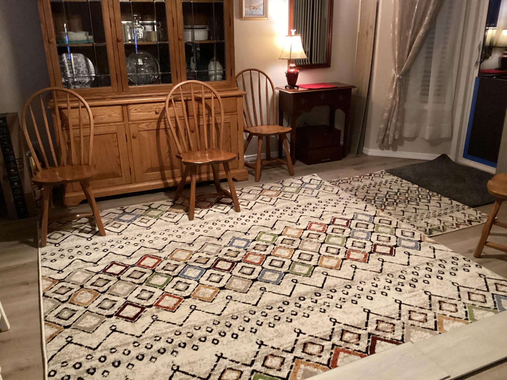 SAFAVIEH Area Rug 8x10 - Amsterdam Collection - Large - Ivory & Multi, Moroccan Boho Design, Non-Shedding & Easy Cleaning, Ideal for Living Room, Bedroom, Office, Dining Space (AMS108K) customer photo 1