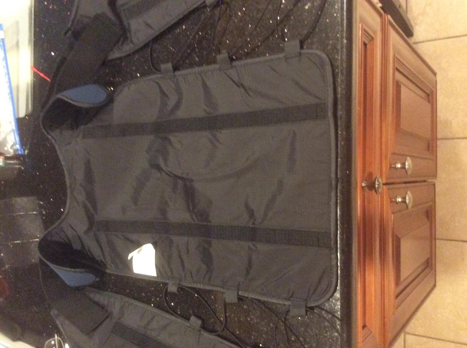 FlexiFreeze Personal Series Ice Vest (Zipper Closure) customer photo 2