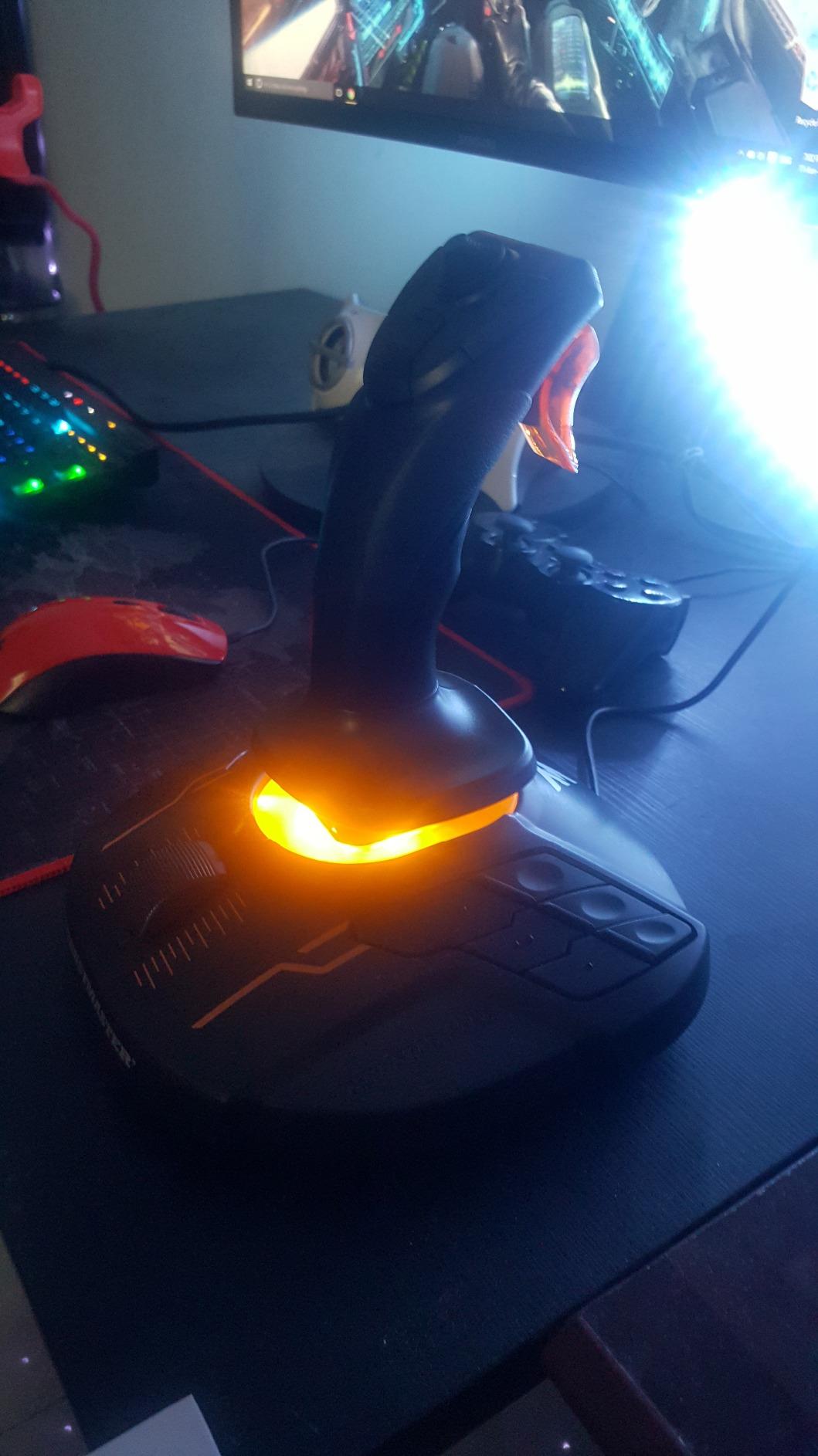 Thrustmaster T16000M FCS - Precision Combat Flight Sim Joystick - PC | Drift-free H.E.A.R.T sensors, 16 programable buttons, 8-way hat switch, 4 axes, twist rudder, integrated throttle customer photo 2