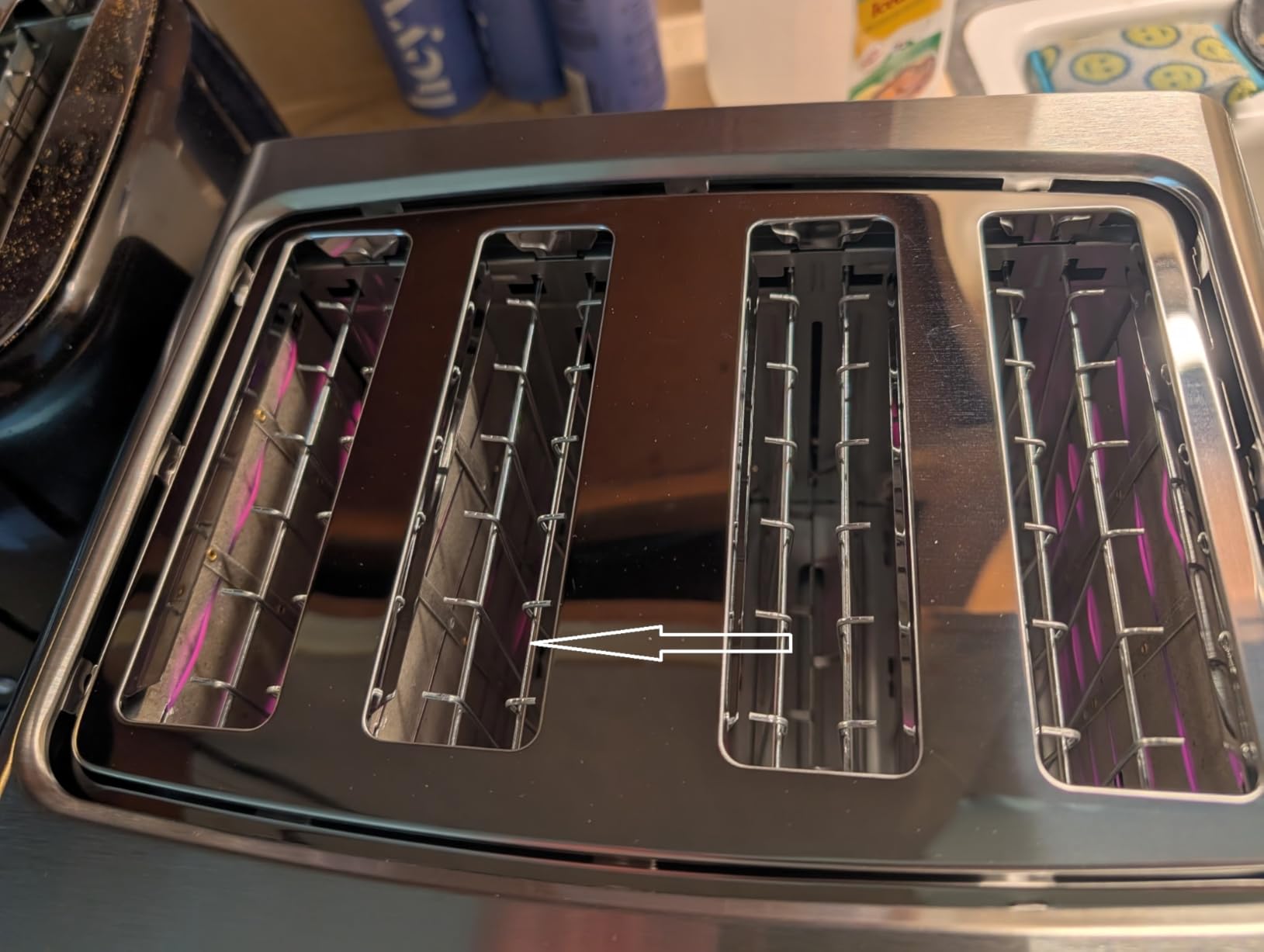 BLACK+DECKER 4-Slice Toaster with Dual Shade Controls | 4-slice toaster with dual shade controls, extra lift levers and pull-out crumb trays for easy cleanup customer photo 1