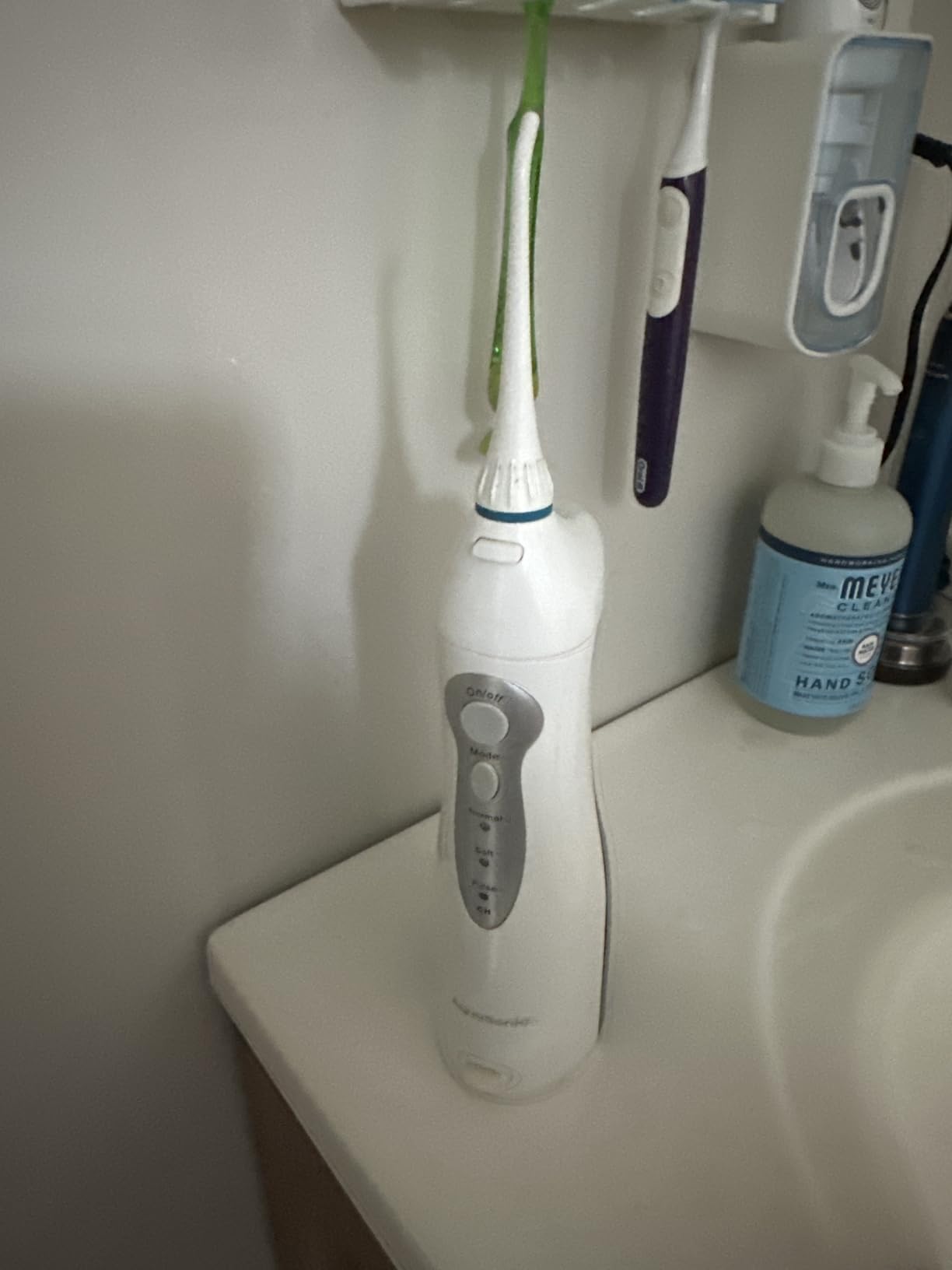 AquaSonic Aqua Flosser - Cordless Rechargeable Water Flosser for Teeth - Waterproof, Portable Oral Irrigator for Dental Cleaning with 5 Jet Tips - Braces Home Travel customer photo 1