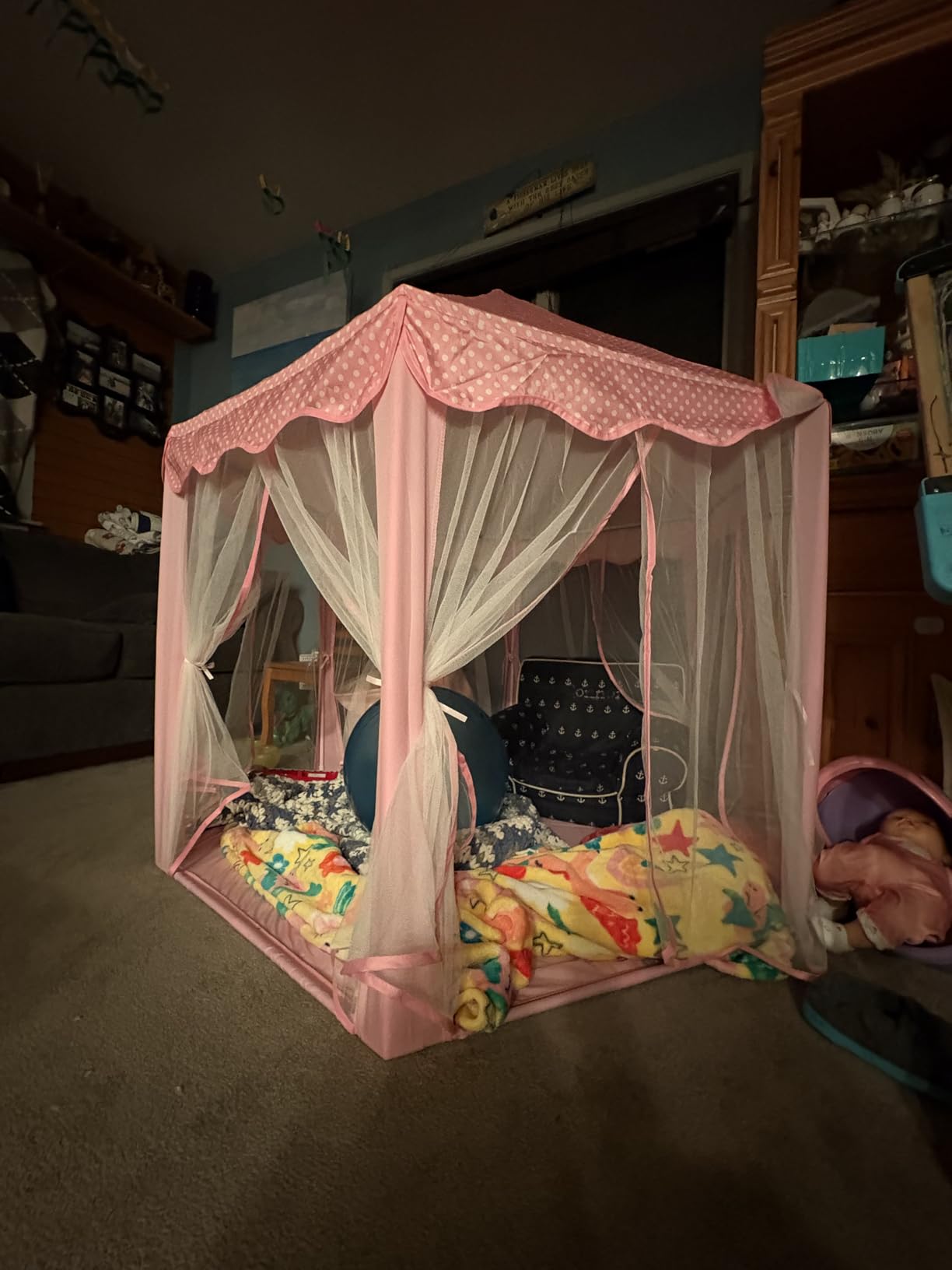 Monobeach Princess Tent Girls Large Playhouse Kids Castle Play Tent with Star Lights Toy for Children Indoor and Outdoor Games, 55'' x 53'' (DxH) customer photo 2