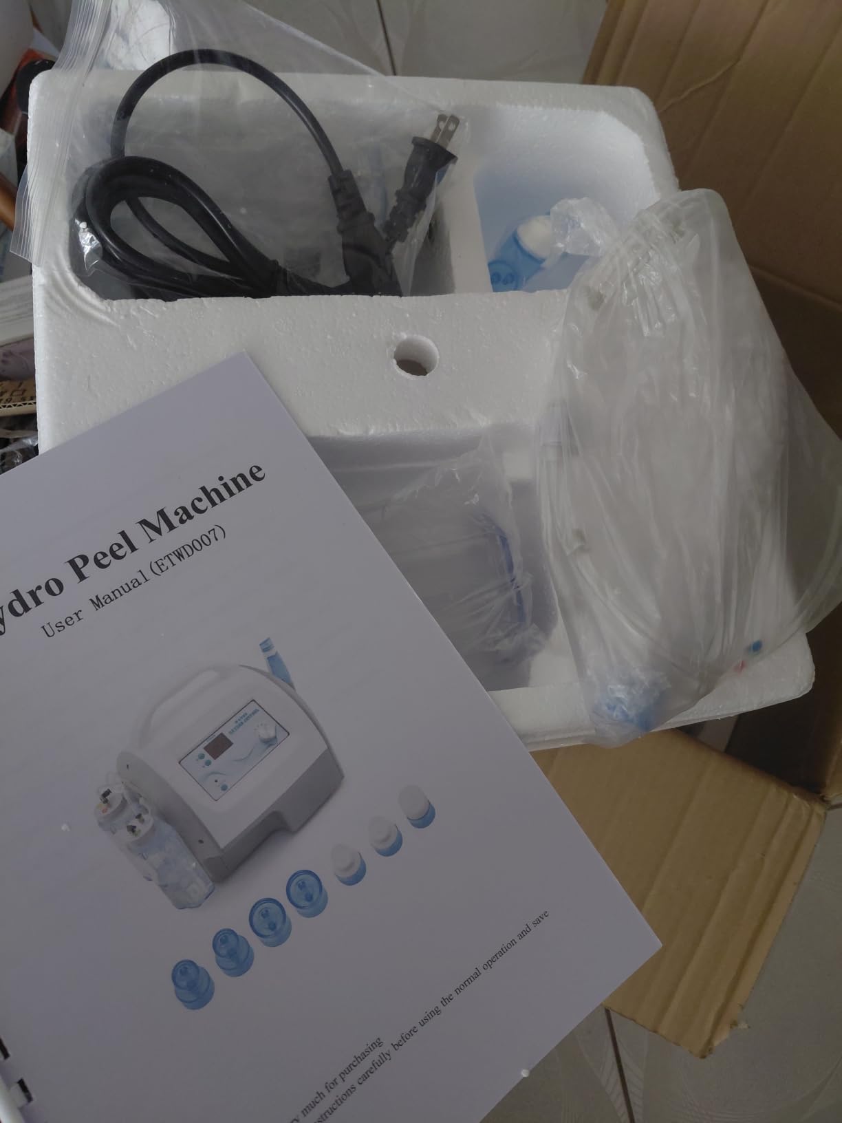 Elitzia Hydro Dermabrasion Aqua Peel Machine Professional Facial Skin Care | Non-invasive Water-Based Exfoliation, Deep Cleansing & Hydration, Vacuum Suction, Serum Infusion, for Salon Use ETWD007 customer photo 1