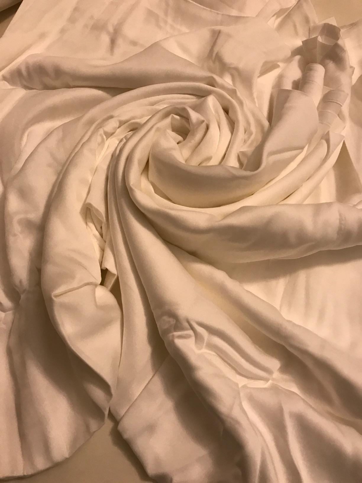 Hotel Sheets Direct 4 Piece Bed Sheet Set Queen Size, 100% Viscose Derived from Bamboo Sheets Set with 2 Pillowcases, Cooling & Breathable Luxury Bedding, Moisture-Wicking & Silky Soft Texture, White customer photo 1