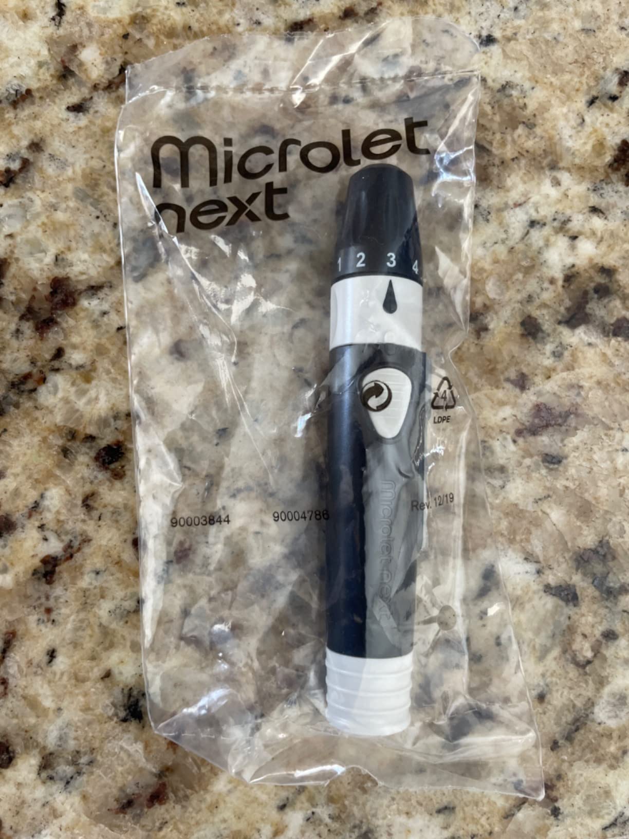 Ascensia MICROLET NEXT Adjustable 5 Depths Lancing Device customer photo 2