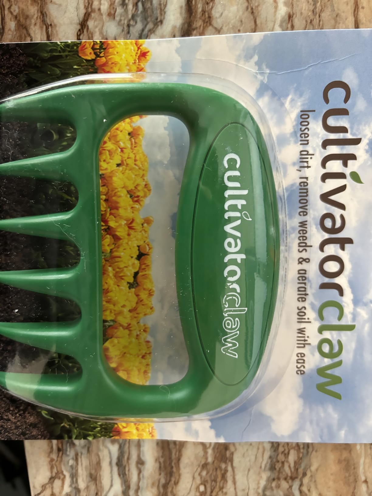 Bear Paws Cultivator Claw - Ergonomic Gardening Tools - Hand Held Garden Tool - Hand Rake - Strong Nylon Weeder - Manual Weeding, Aerating, Cultivating customer photo 1