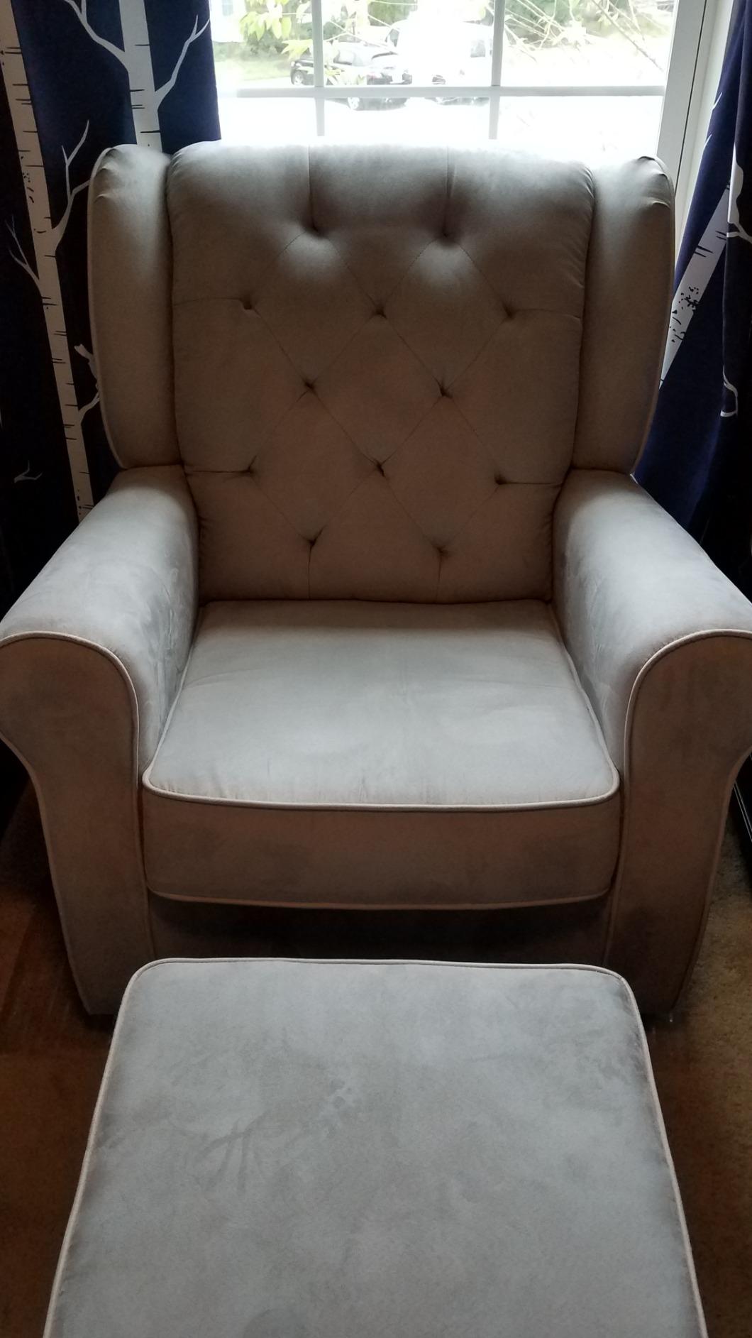 Delta Children Emerson Upholstered Glider Swivel Rocker Chair, Dove Grey with Soft Grey Welt customer photo 1
