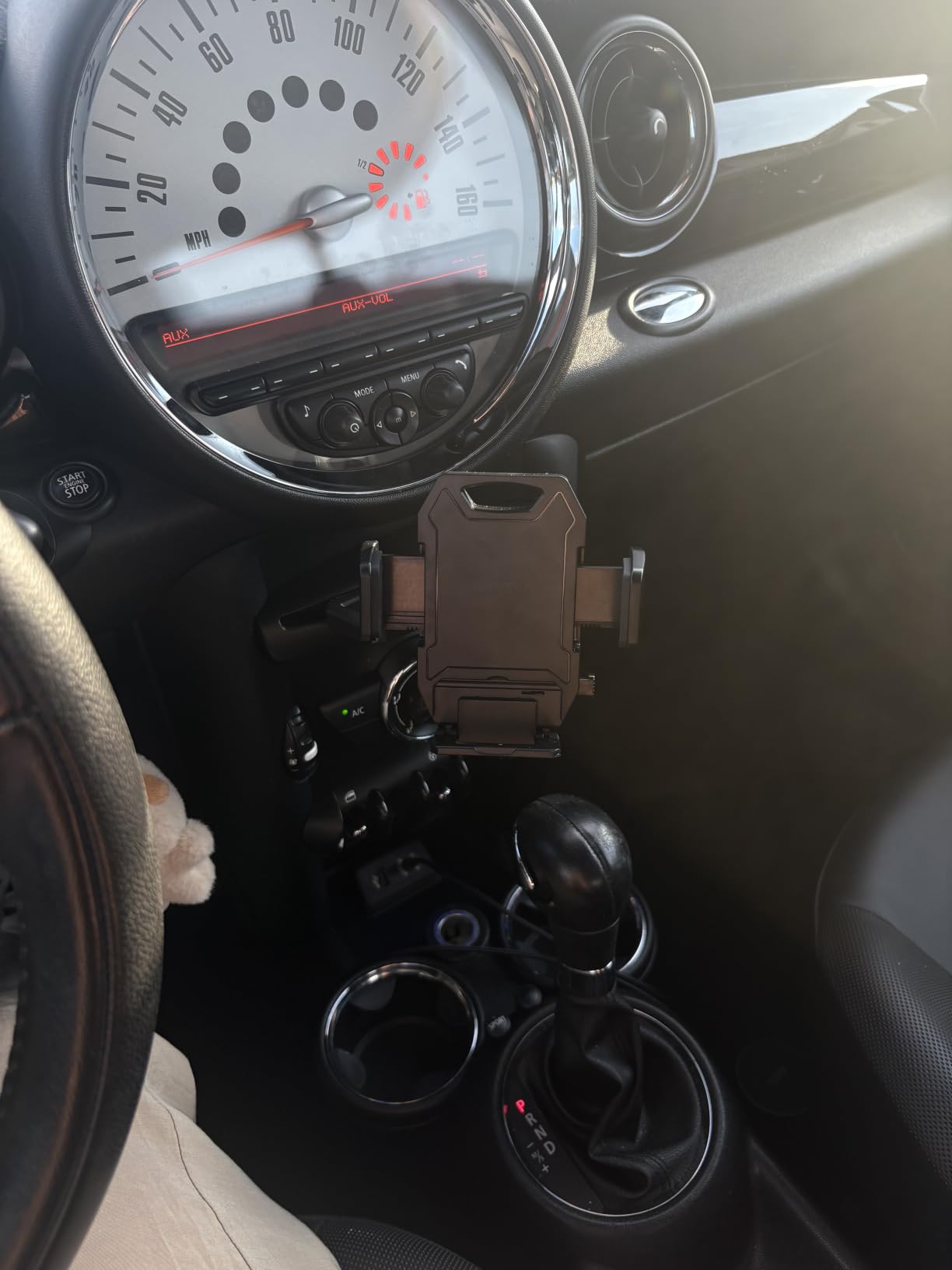 Sturdy CD Slot Phone Mount with One Hand Operation Design | Hands-Free Car Phone Holder, 360° Rotation, Easy Removal, Universally Compatible with All iPhone & Android Phones customer photo 2
