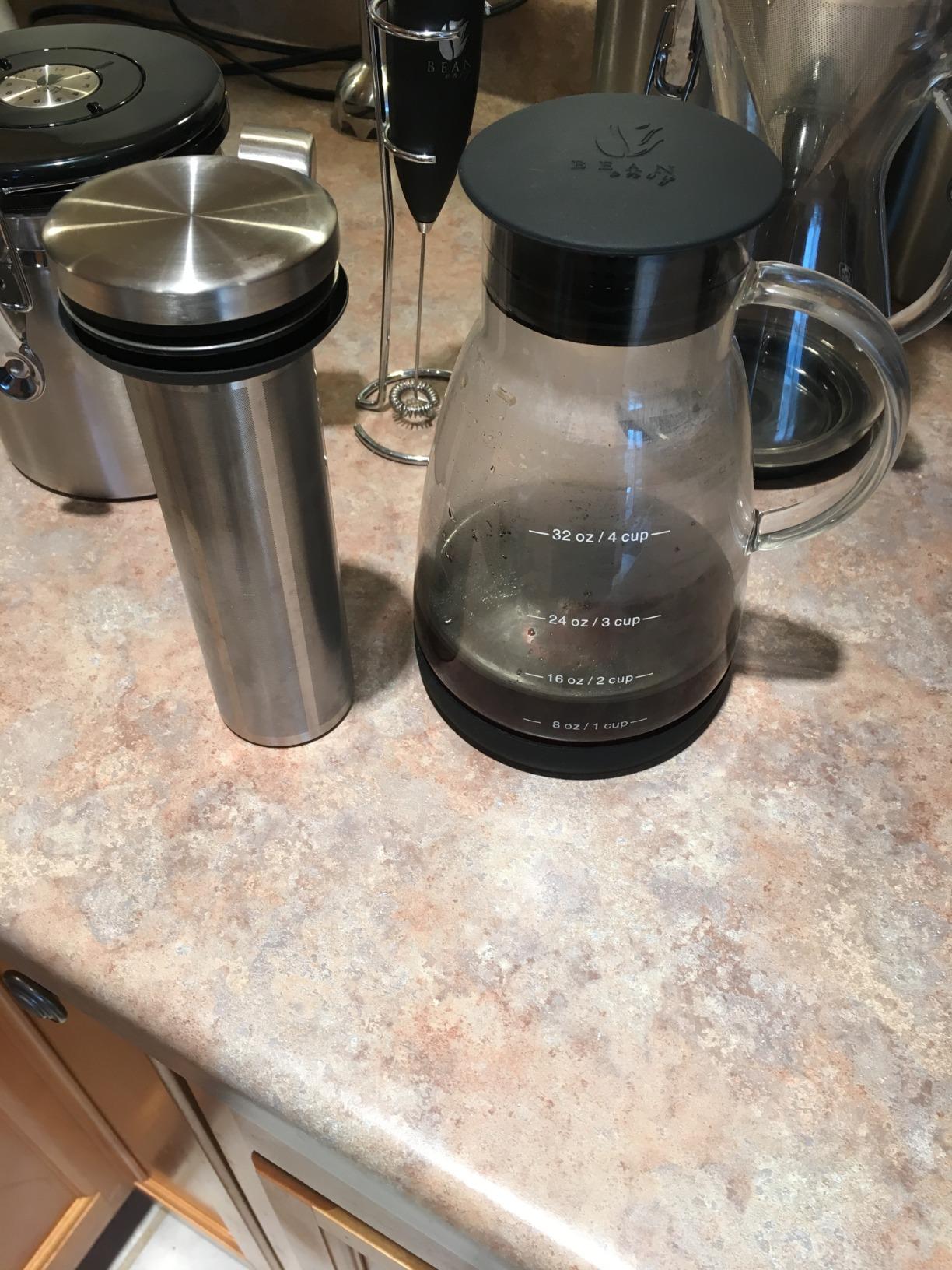 Bean Envy Cold Brew Coffee Maker - 32 oz Glass Coffee Cold Brew Maker and Pitcher w/Silicone Cap & Base | BPA-Free Borosilicate, Stainless Steel Filter, Dishwasher Safe, Airtight Seal, Iced Tea Brewer customer photo 1