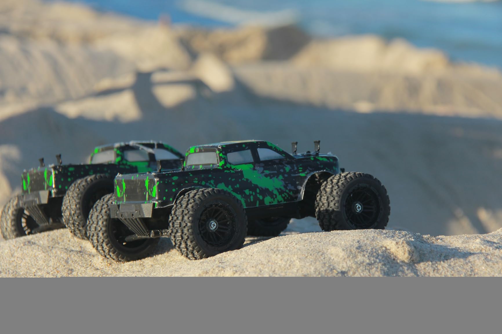 HAIBOXING 18859 1:18 Scale All Terrain RC Car, Hobby 4WD Remote Control Car | 2.4GHz Electric RC Vehicle 36 KPH High Speed 4X4 Waterproof Off-Road RC Truck with Two Rechargeable Batteries for RC Driving customer photo 1