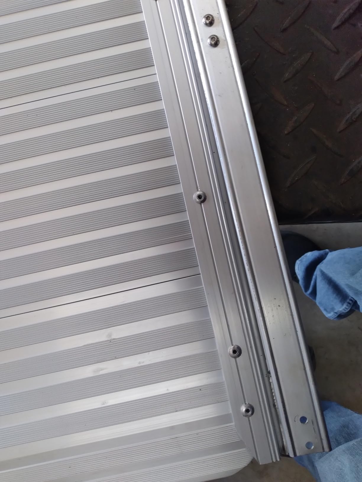 Ruedamann 3FT Portable Wheelchair Ramp for Home Steps, Non-Slip Aluminum | Scooter Ramp Upgraded Hinge, Folding wheelchair Ramps for Doorways, Ramps for Wheelchairs for home Steps, Porch, Scooters customer photo 1