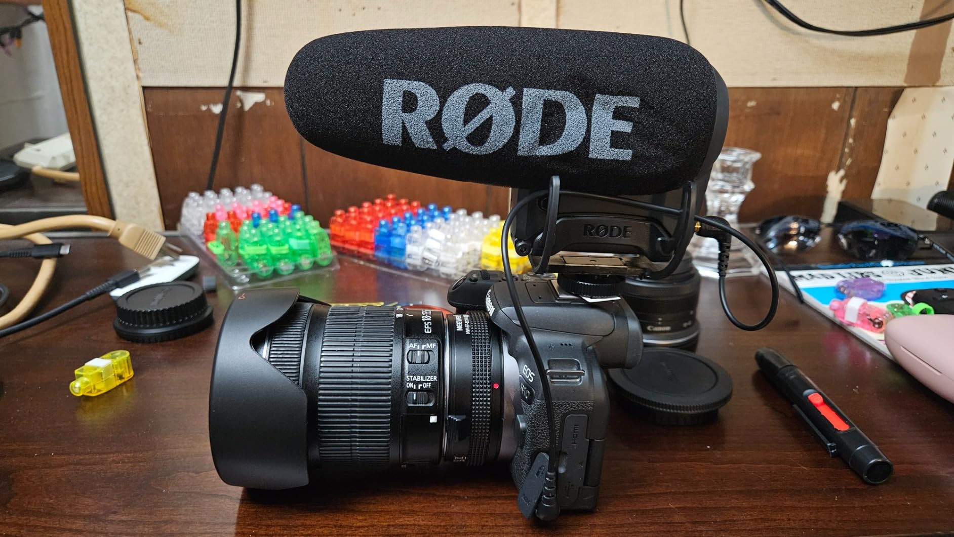 RØDE VideoMic Pro+ Premium On-camera Shotgun Microphone with High-pass Filter, High-frequency Boost, Pad, Safety Channel for Filmmaking, Content Creation and Location Recording customer photo 2