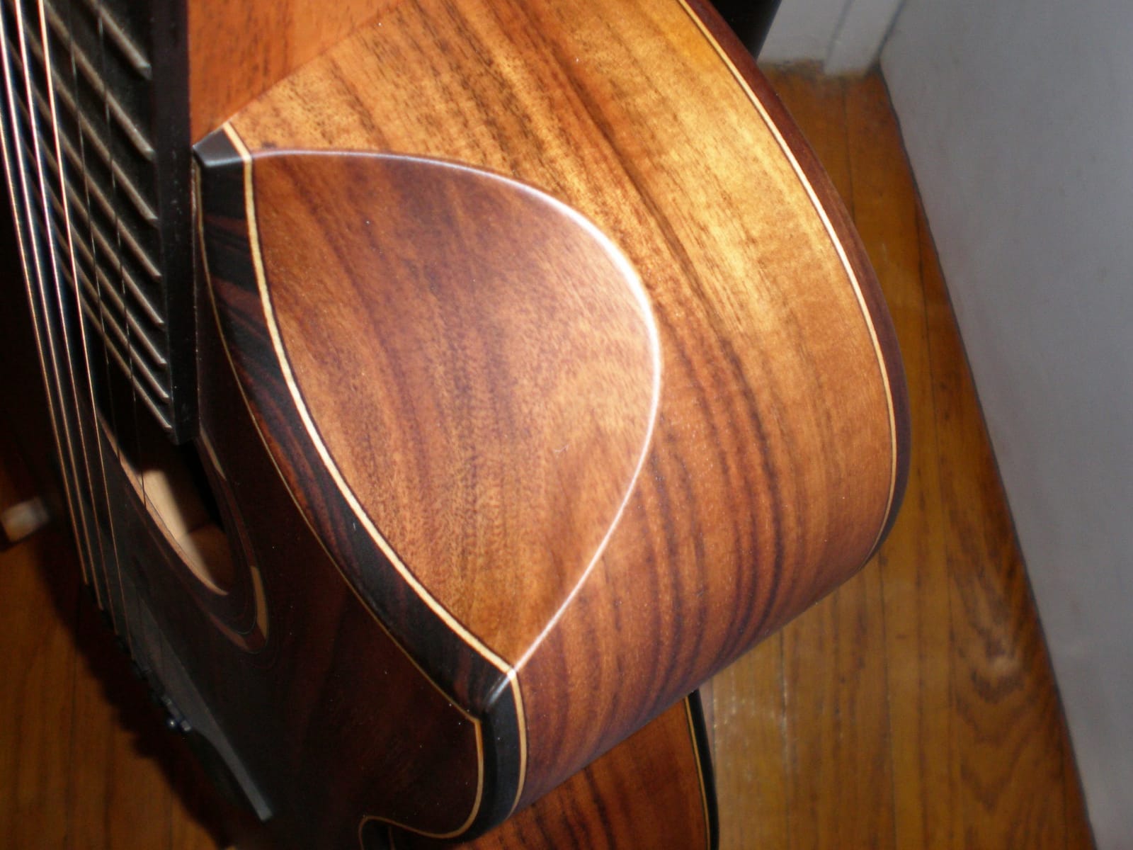 Washburn Comfort G-Mini 55 Koa Travel Size Acoustic Guitar, Natural customer photo 2