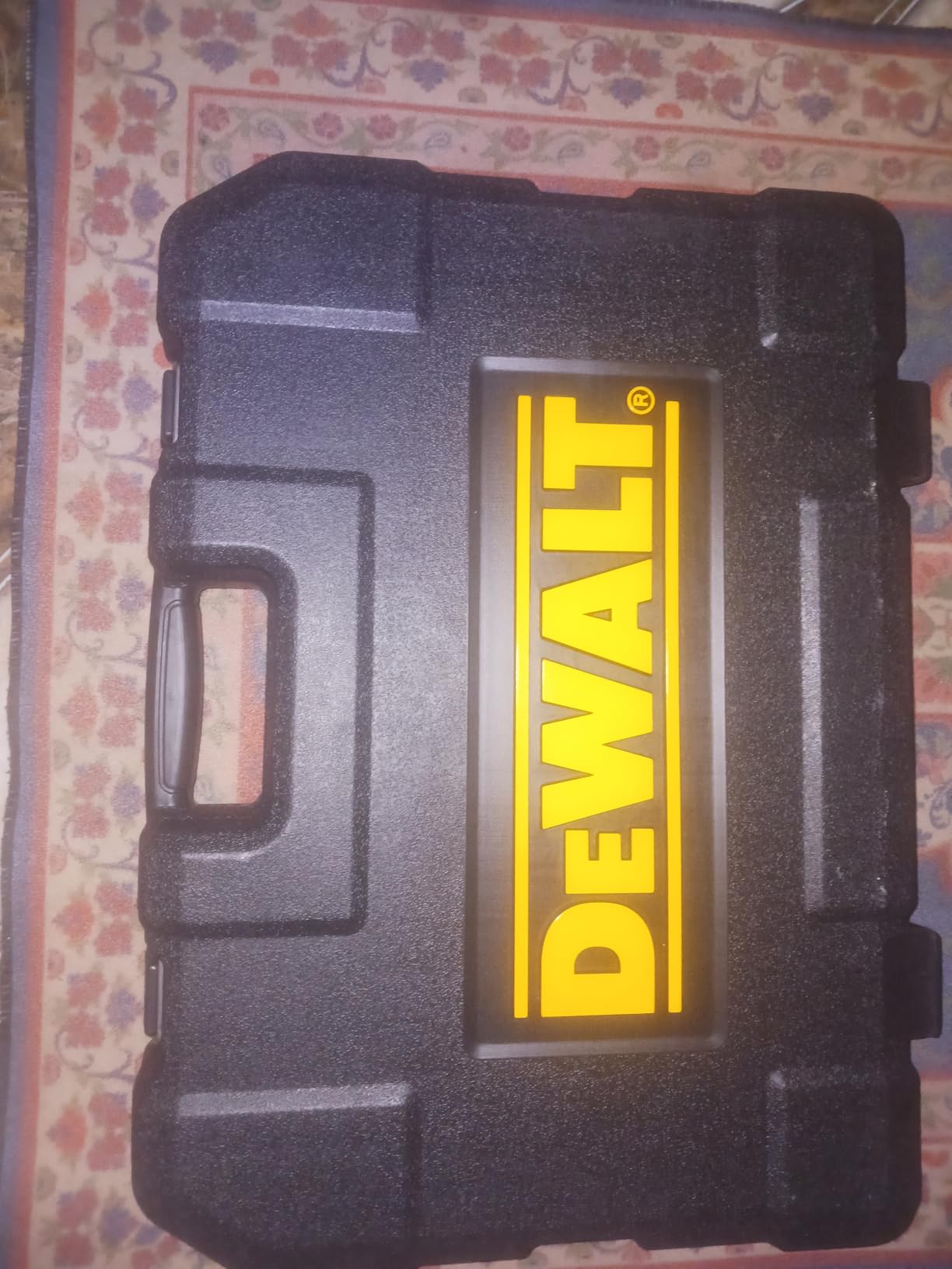 DEWALT Mechanic Tool Set, 247-Piece, 1/4 in., 3/8 in. and 1/2 in. Drive, SAE, Ratchets, Sockets, Hex Keys, Combination Wrenches, Polish Chrome Finish (DWMT81535) customer photo 1