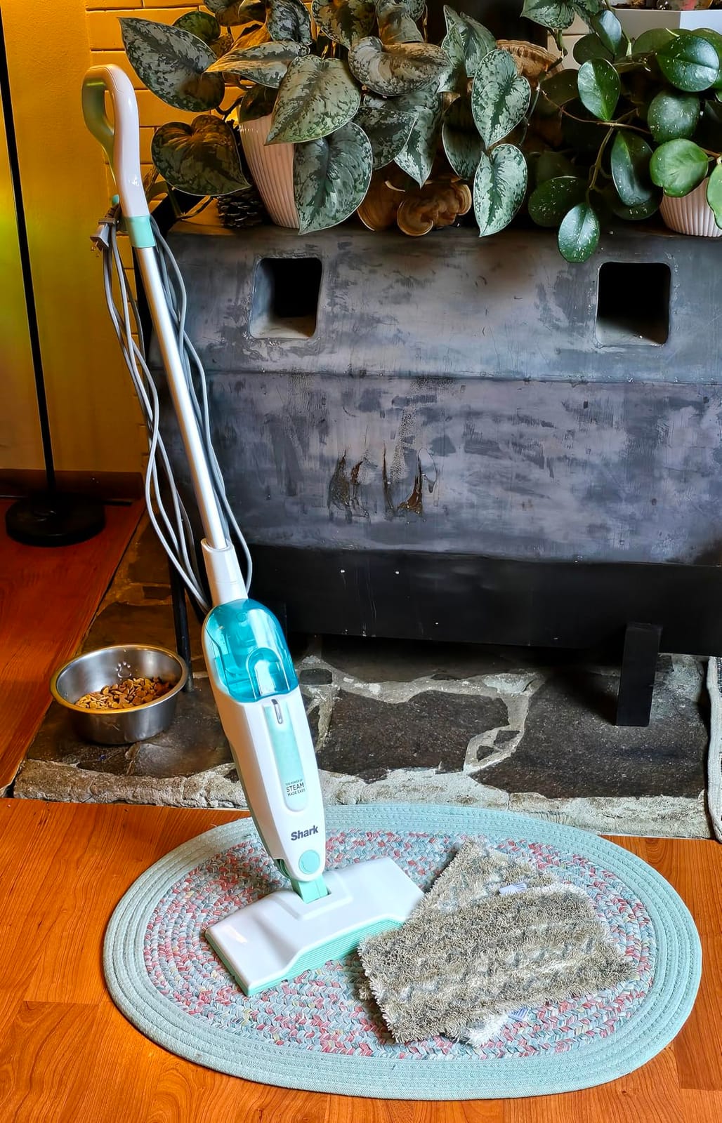 Shark Steam Mop for Sealed Hard Floors with 2 Dirt Grip Pads, White, S1000 | Removable Water Tank, Lightweight, 2 Machine Washable Dirt Grip Pads, Steam Sanitization on Sealed Hard Floors customer photo 1