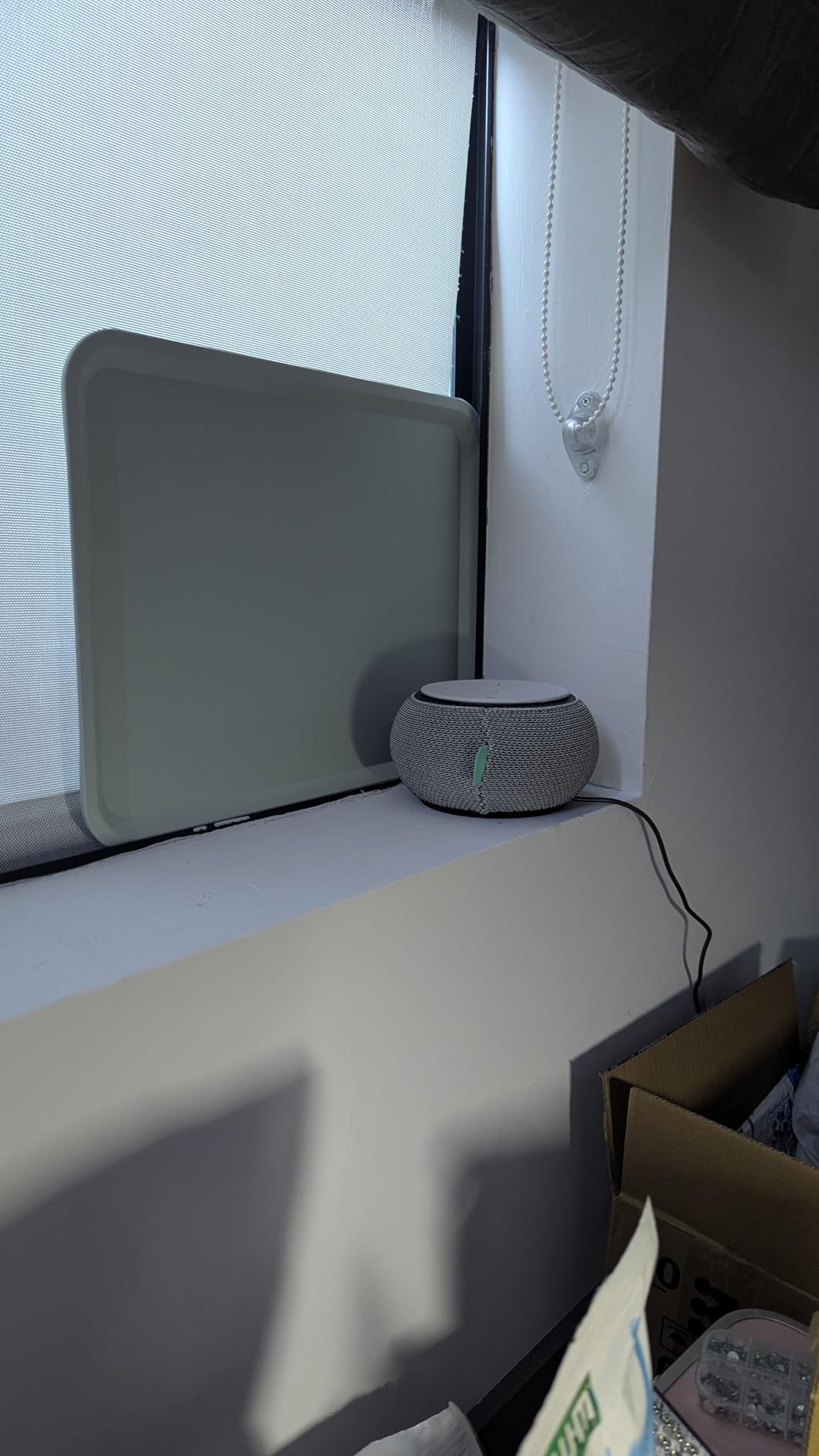 SNOOZ Original Smart White Noise Sound Machine, Real Fan Inside for Sleep, Non-Looping White Noise, App Scheduler customer photo 1