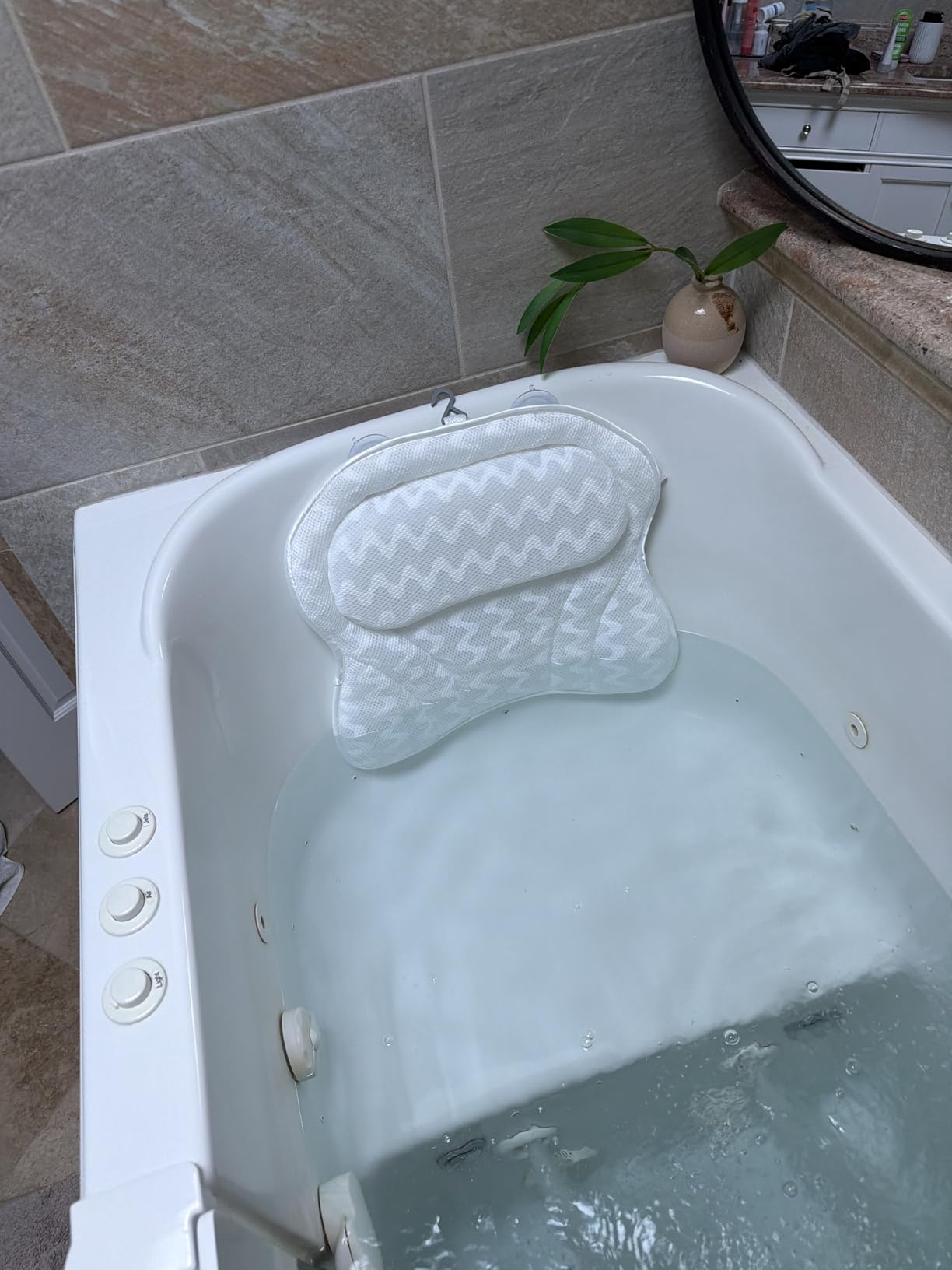Bath Pillow Bathtub Pillow Back Neck Support Pillow, Spa Cushion for Tub, Relaxing Headrest Bath Pillow, Portable Washable Bathtub Accessories with 3D Air Mesh Thick Soft Bath Pillow (Deluxe) customer photo 1