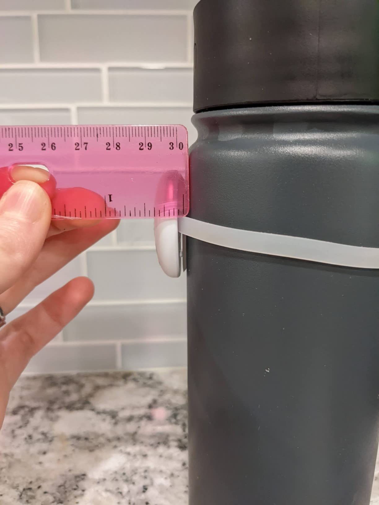 ULLA Light up Water Bottle Reminder, Smart Light, Small Hydrate Reminder, Fits to Any Bottle, Lights Up When Time to Drink, Hydration Intake Planner, Home & Office Use - BeYouTiful customer photo 1