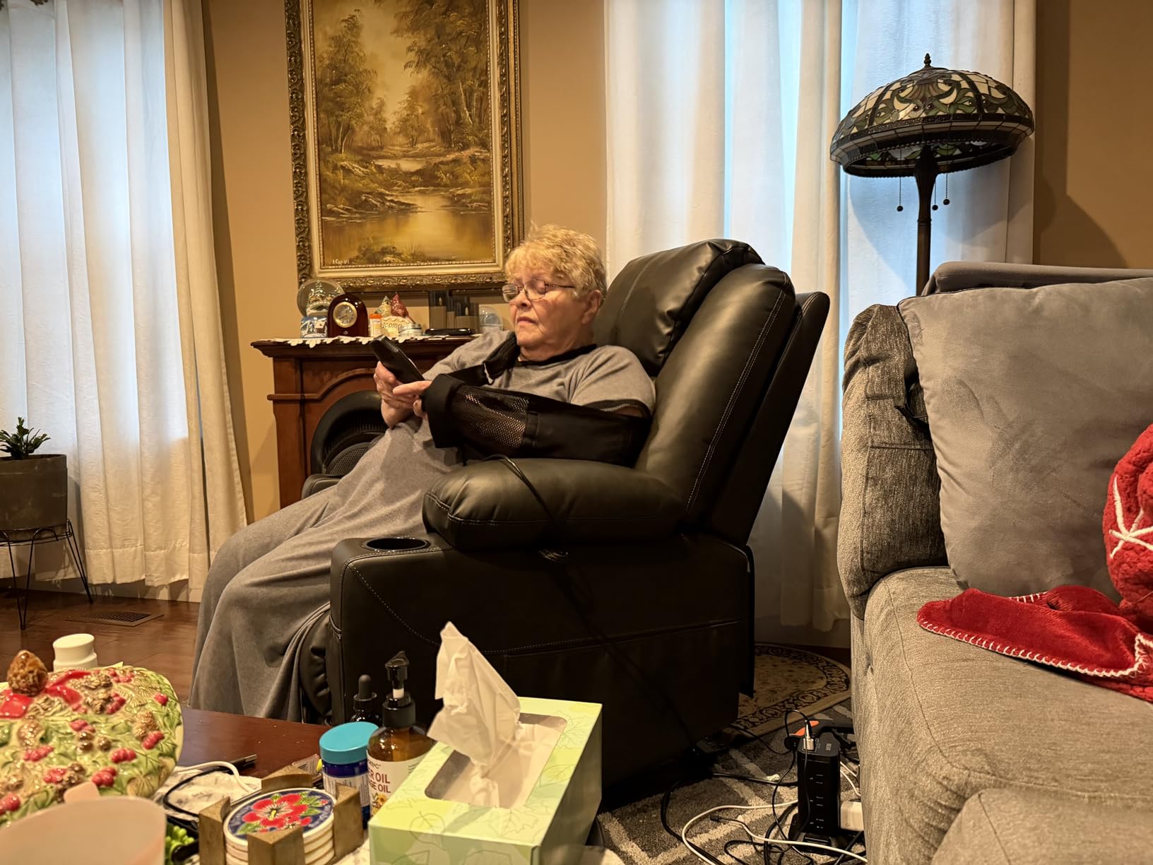 MCombo Power Lift Recliner Chair for Elderly 7040(Medium, Light Brown) - FSC Certified, Multiple Sizes, USB&Type C Charging Port, Cup Holders, Side Pockets, Faux Leather customer photo 2