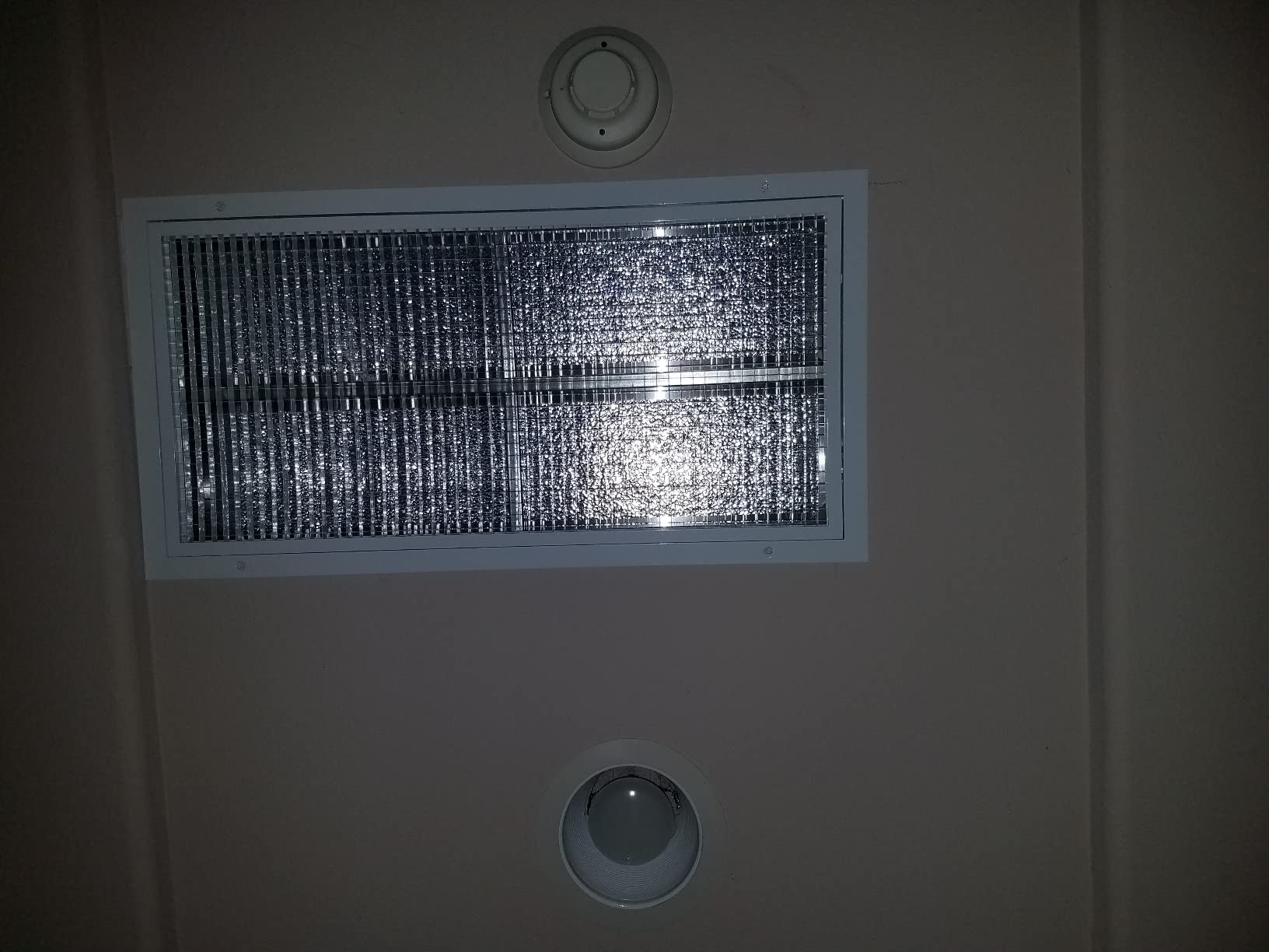 QA-Deluxe 5500 Energy Efficient Whole House Fan 2 Speed Wall Switch & Timer - Low Voltage Plug & Play, Removable Grille, 10 Year Warranty, Up To 3400 Sq Ft 2 Story & 2400 Sq Ft 1 Story customer photo 1