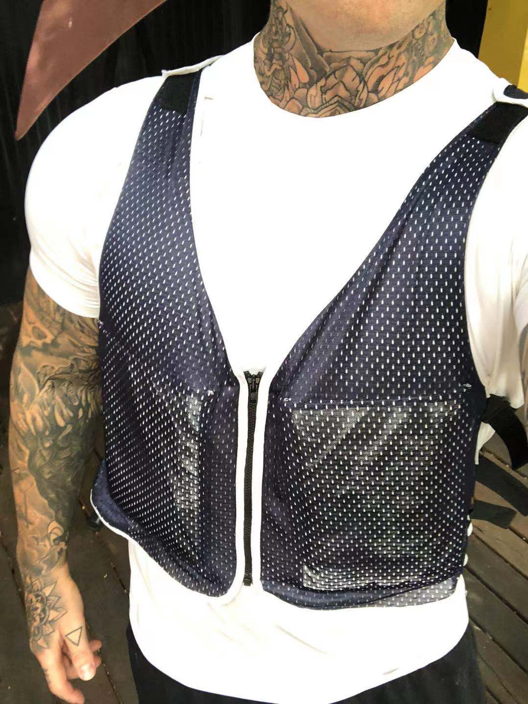 Cooling Vest with 8 Ice Packs - Heat Relief Vest for Men & Women customer photo 1