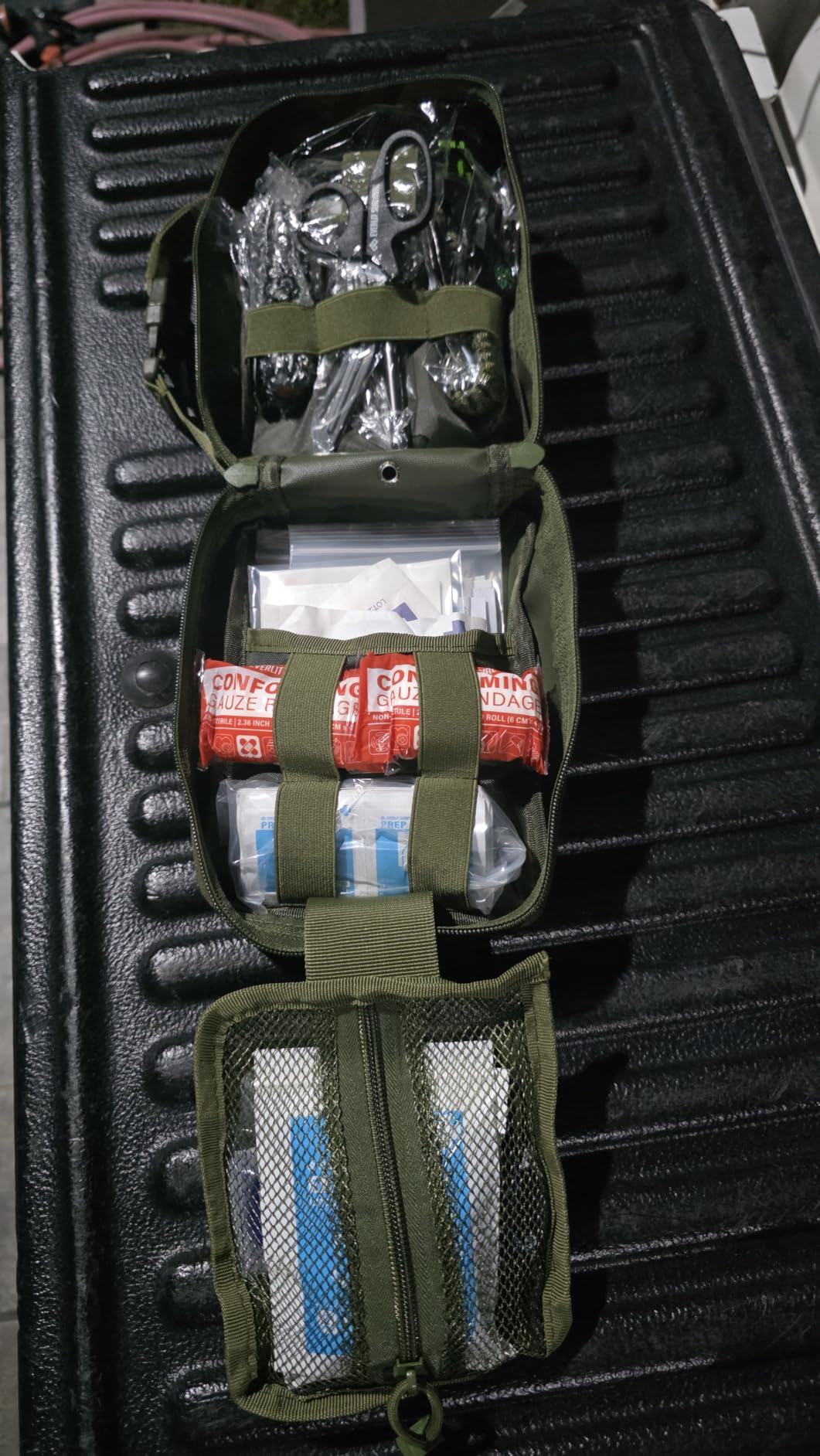 EVERLIT 250 Pcs Survival First Aid Kit | IFAK Outdoor Survival Kit Emergency Kit For Camping Hiking Hunting Earthquake Emergency Preparedness customer photo 1