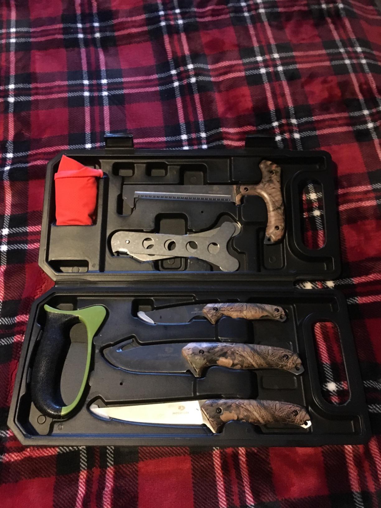 Mossy Oak Field Dressing Kit Hunting Deer Knife Set (8-Piece) | Portable Butcher Game Processor Set, Stainless Steel Hunting Knife Set customer photo 1