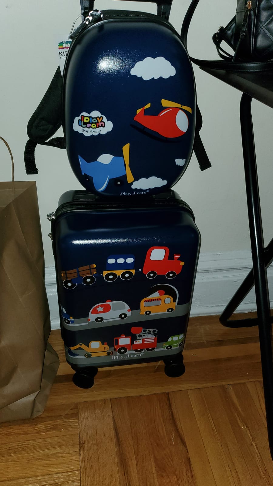 iPlay, iLearn Airplane Kids Luggage, 18