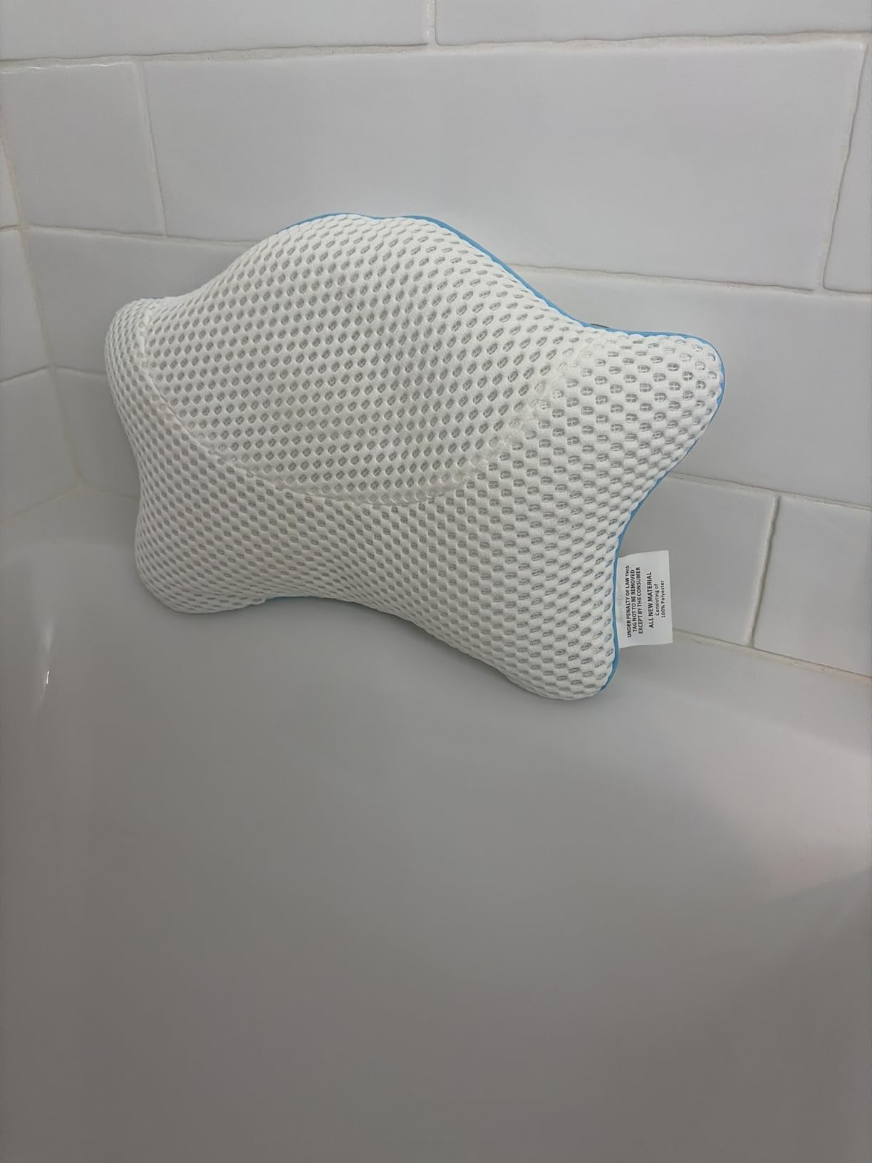 Non Slip Bath Pillow, Luxury Spa Bathtub Head & Neck Rest Support, Permeable Quick Drying Air Mesh Tub Pillow with 4 Large Suction Cups, Fits Any Tubs, Soft and Relaxing (White) customer photo 1
