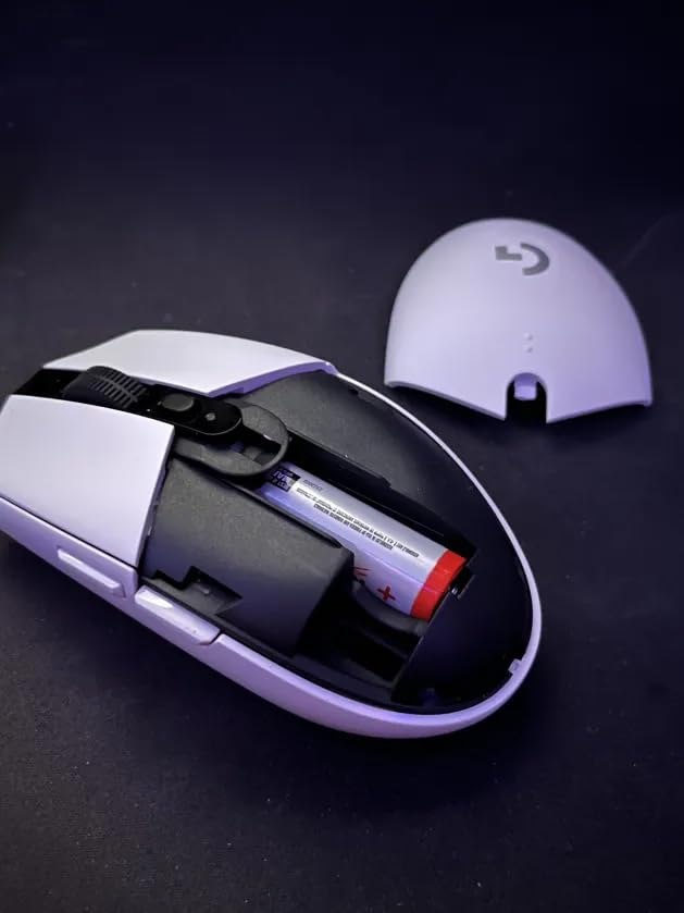 Logitech G305 Lightspeed Wireless Gaming Mouse - Black | HERO sensor, 12,000 DPI, Six programmable buttons, 250-hour battery, On-board memory customer photo 1