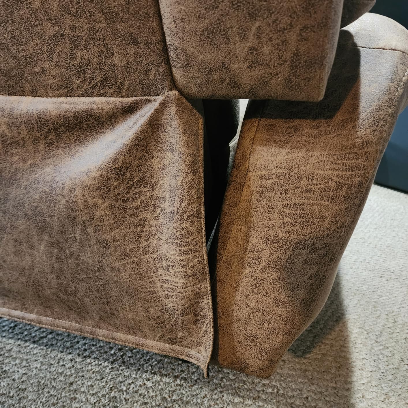 CANMOV Leather Recliner Chair, Classic and Traditional Manual Recliner Chair with Comfortable Arms and Back Single Sofa for Living Room, Brown customer photo 2