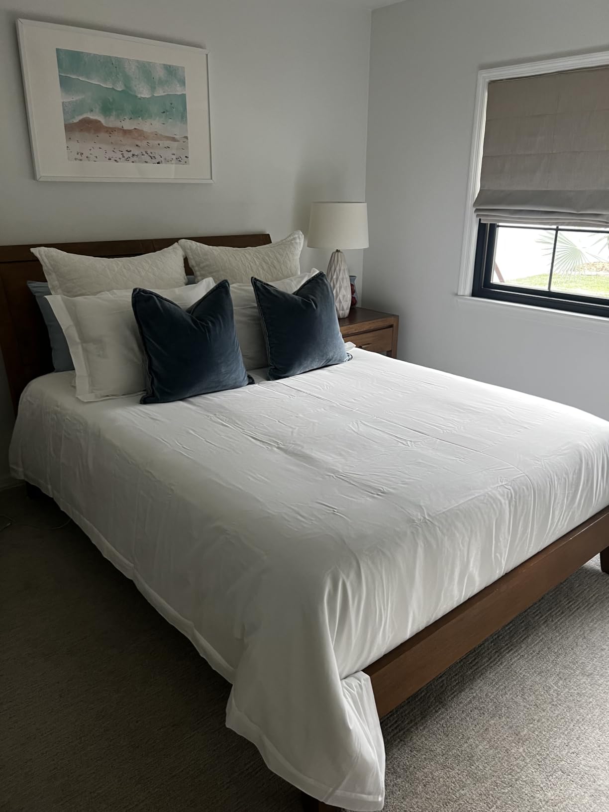 EASELAND Queen Size Down Alternative Comforter, White, 88x88 Inches | Quilted Duvet Insert for All Seasons, Soft Lightweight Bedding with Corner Tabs, Breathable Machine Washable Hotel Quality customer photo 1