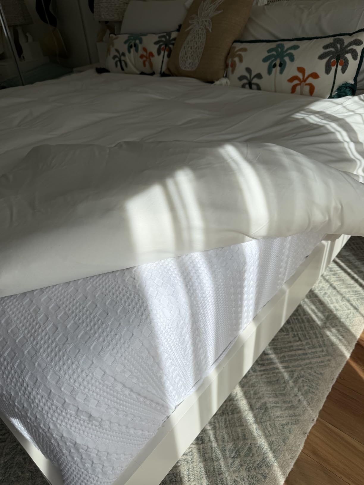 California Design Den Luxury Queen Duvet Cover Set, White | Soft 400 Thread Count 100% Cotton Sateen Backed by GH Seal, Duvet Cover & Pillow Sham 3 Pc Set, Button Closure & Corner Ties customer photo 1
