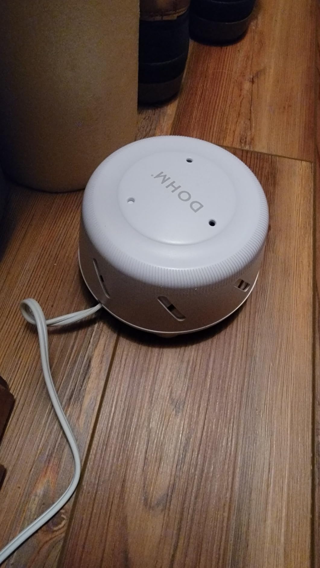 Dohm Uno White Noise Sound Machine, Real Fan Inside for Non-Looping White Noise, Sleep Aid, Office Privacy & Meditation for Adults & Baby, Registry Gift (White) customer photo 2