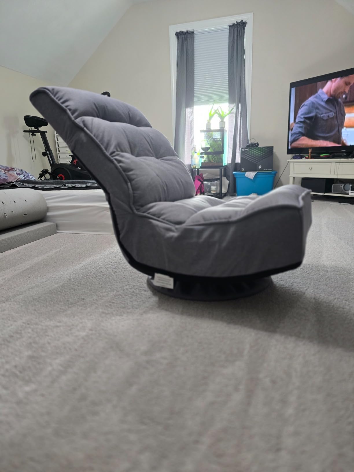 GIANTEX 360 Degree Swivel Gaming Chair, 6 Position Adjustable (Coffee) | Folding Floor Chair, 300lb Spring Support, Comfortable Padded Backrest, Lazy Sofa Chair Game Rocker for Teens Adults customer photo 2