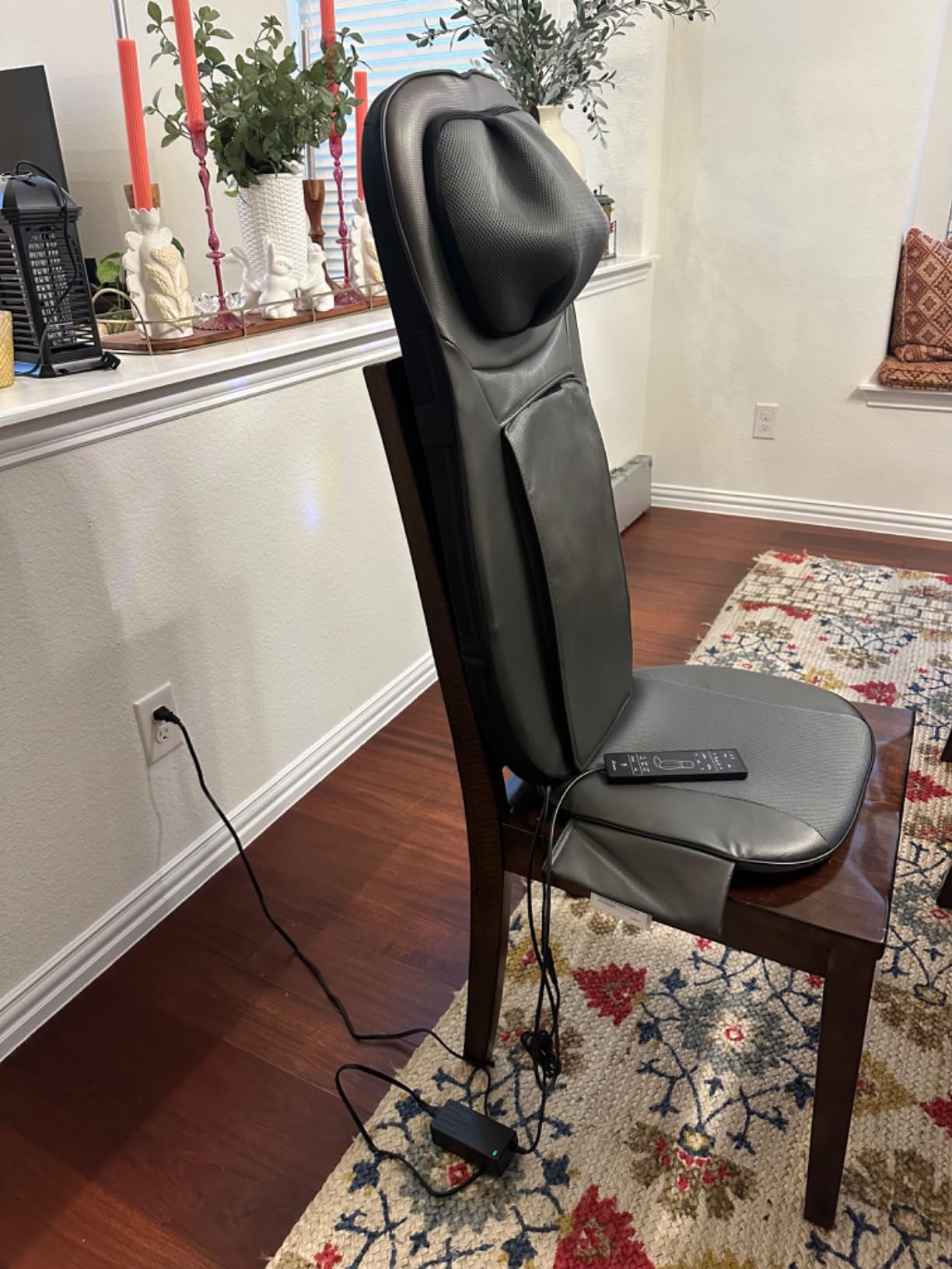 Snailax Shiatsu Neck & Back Massager with Heat, Full Back Kneading Shiatsu or Rolling Massage, Massage Chair pad with Height Adjustment, Back Massager for Neck and Shoulder customer photo 2