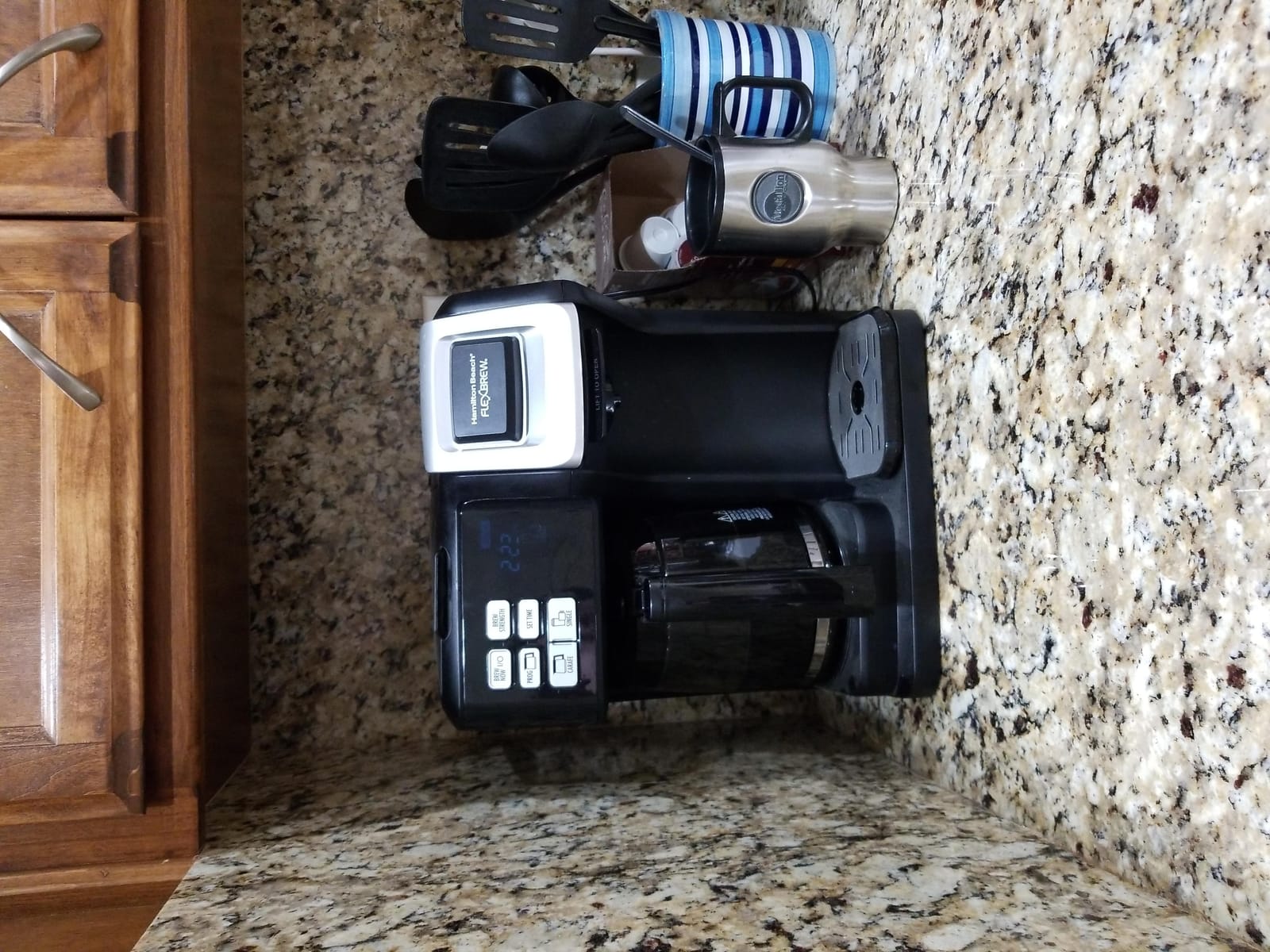 Hamilton Beach FlexBrew 2-Way Brewer Programmable Coffee Maker (49976) Bundle with Support Extension customer photo 2
