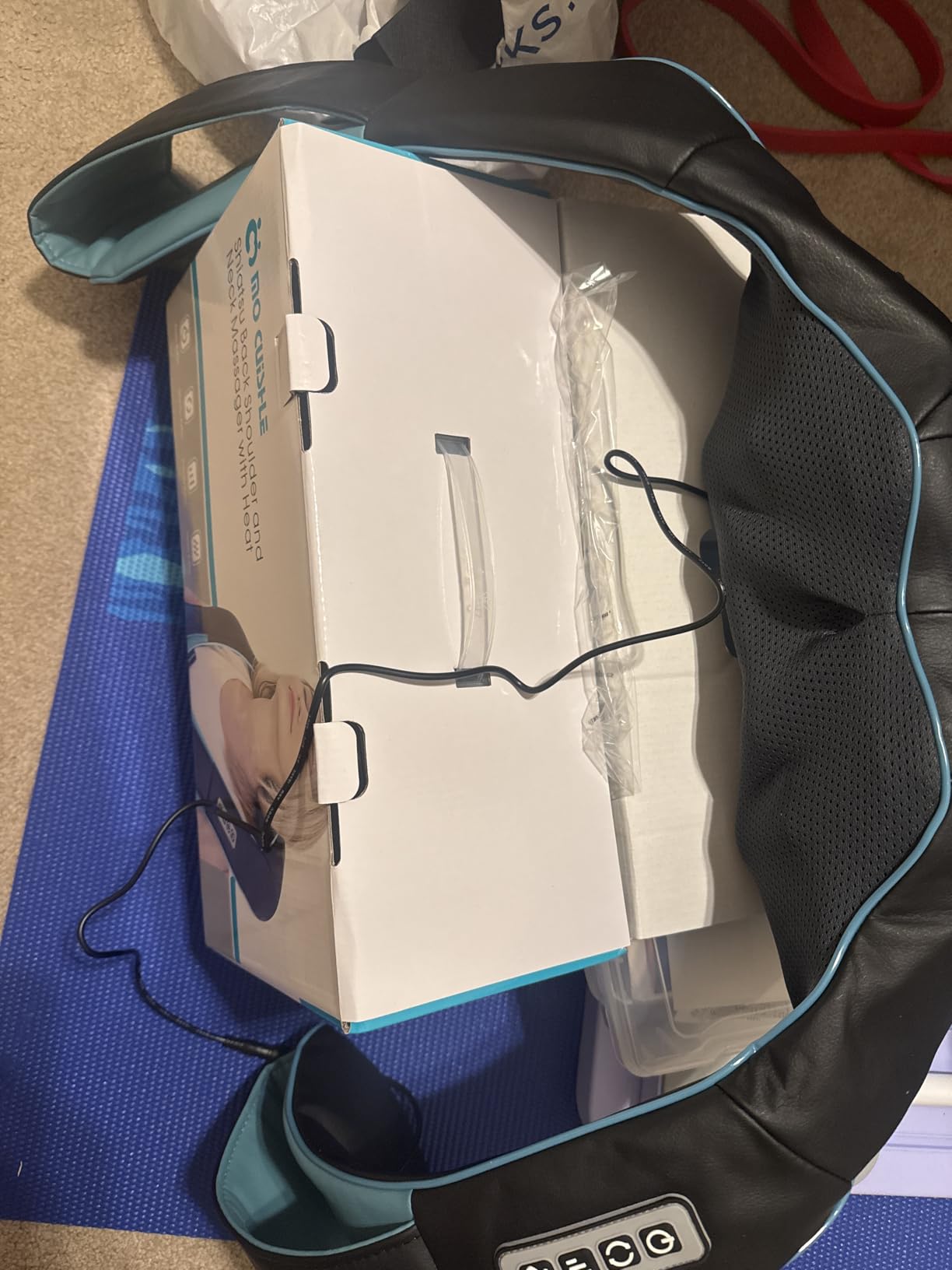 Mo Cuishle Shiatsu Back Shoulder and Neck Massager with Heat, Electric Deep Tissue 4D Kneading Massage customer photo 1