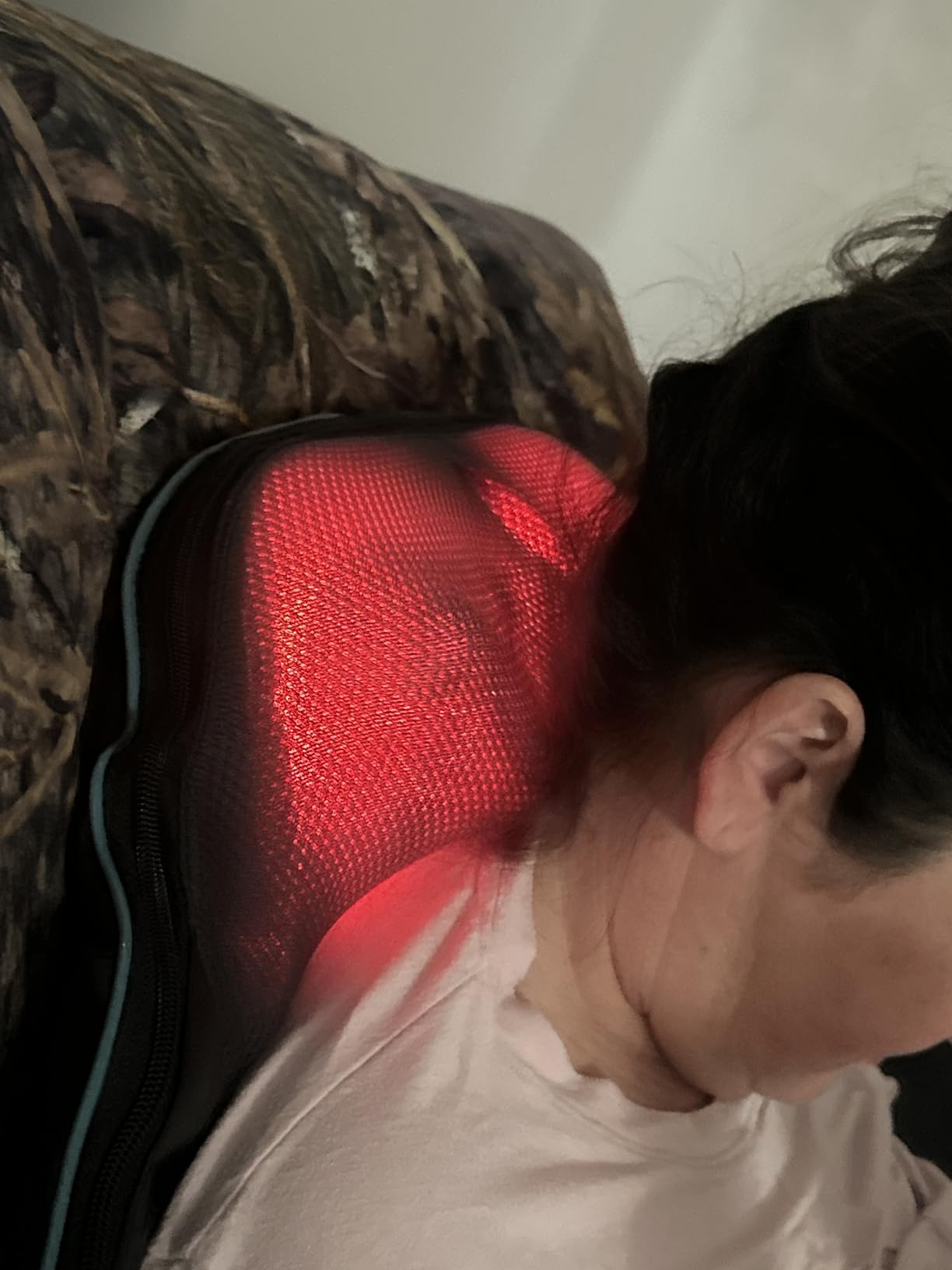 Mo Cuishle Shiatsu Back Shoulder and Neck Massager with Heat, Electric Deep Tissue 4D Kneading Massage customer photo 2
