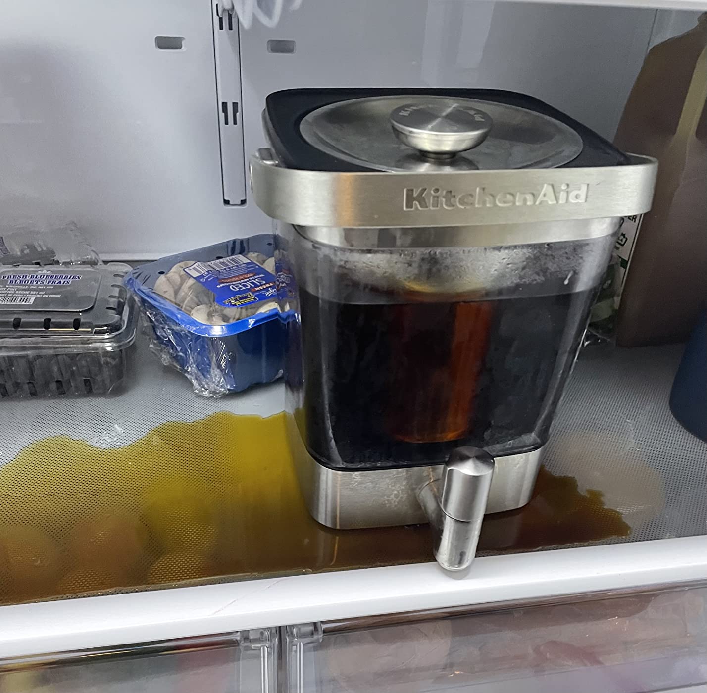 KitchenAid 38 oz Cold Brew Coffee Maker, KCM5912 - Built-in Tap for Easy Dispensing, Brews Concentrate for Iced Coffee, Reusable Stainless Steeper customer photo 2