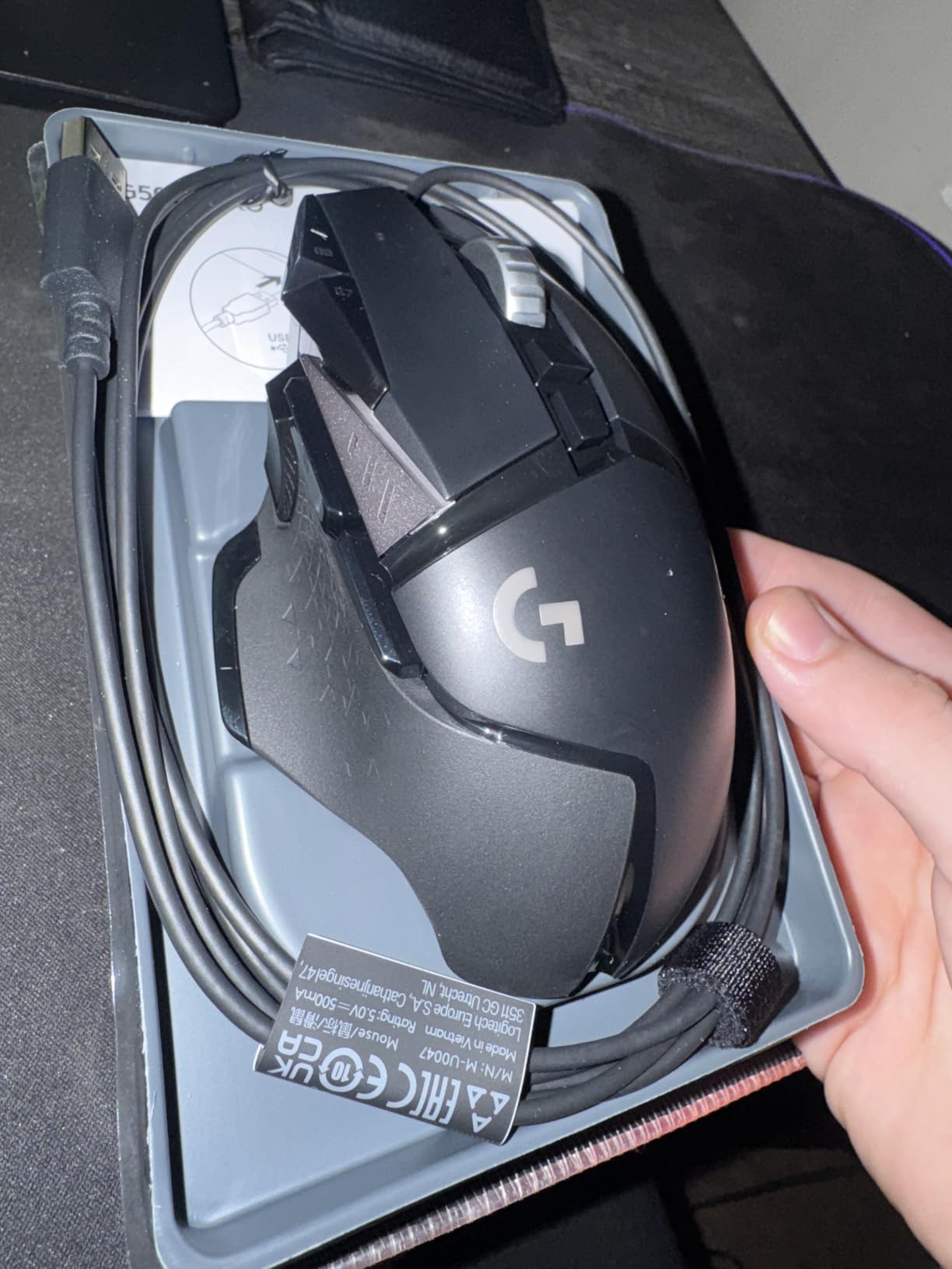 Logitech G502 Hero Wired Gaming Mouse - Black | High performance, 25,600 DPI, RGB, adjustable weights, 11 programmable buttons, on-board memory, PC/Mac customer photo 2