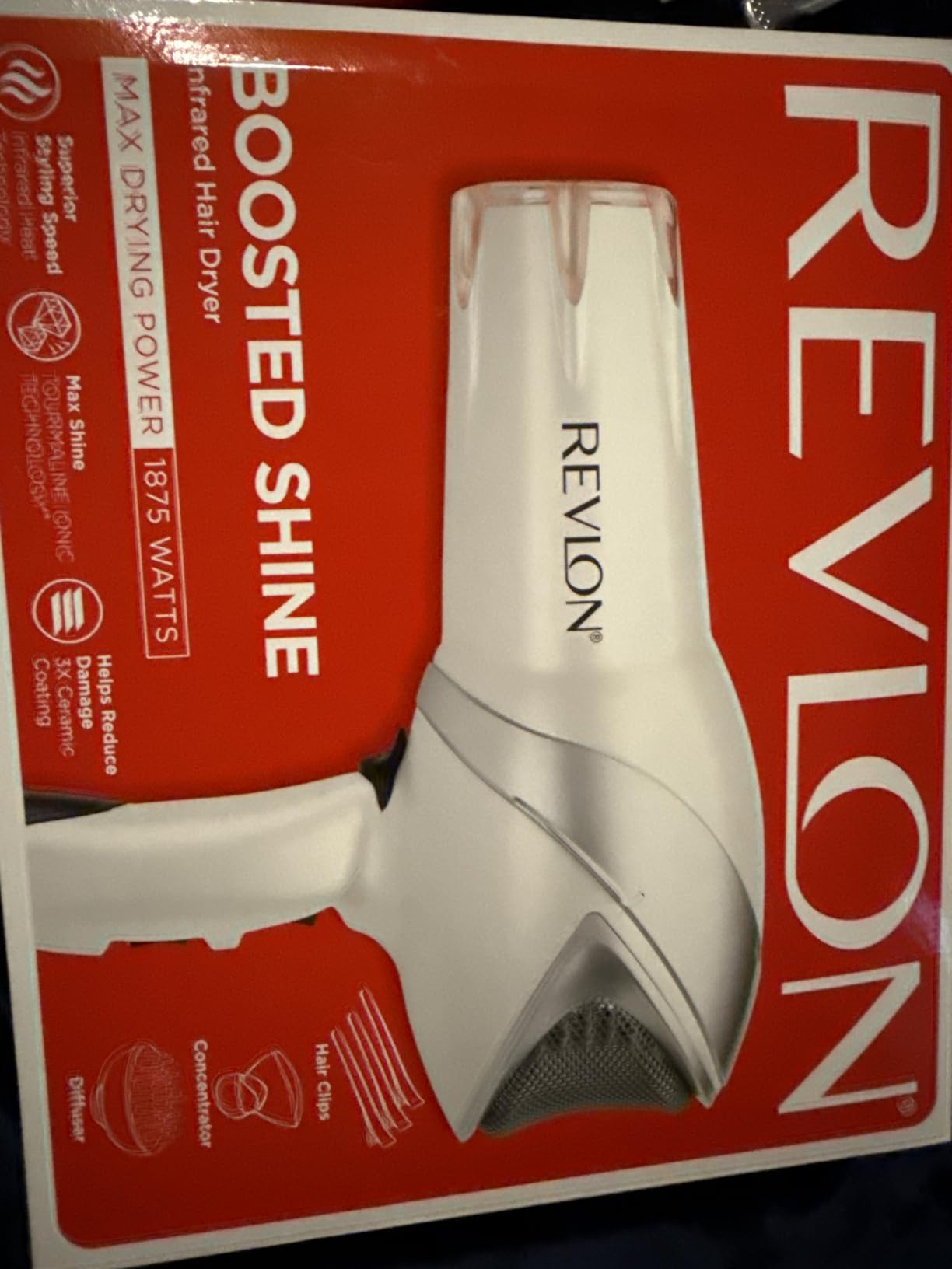 REVLON Infrared Ionic Hair Dryer with Diffuser & Concentrator, White | 2 Speed Settings, Tourmaline Technology for Frizz Control, 1875 Watt Power for Fast Drying, Suitable for All Hair Types customer photo 1