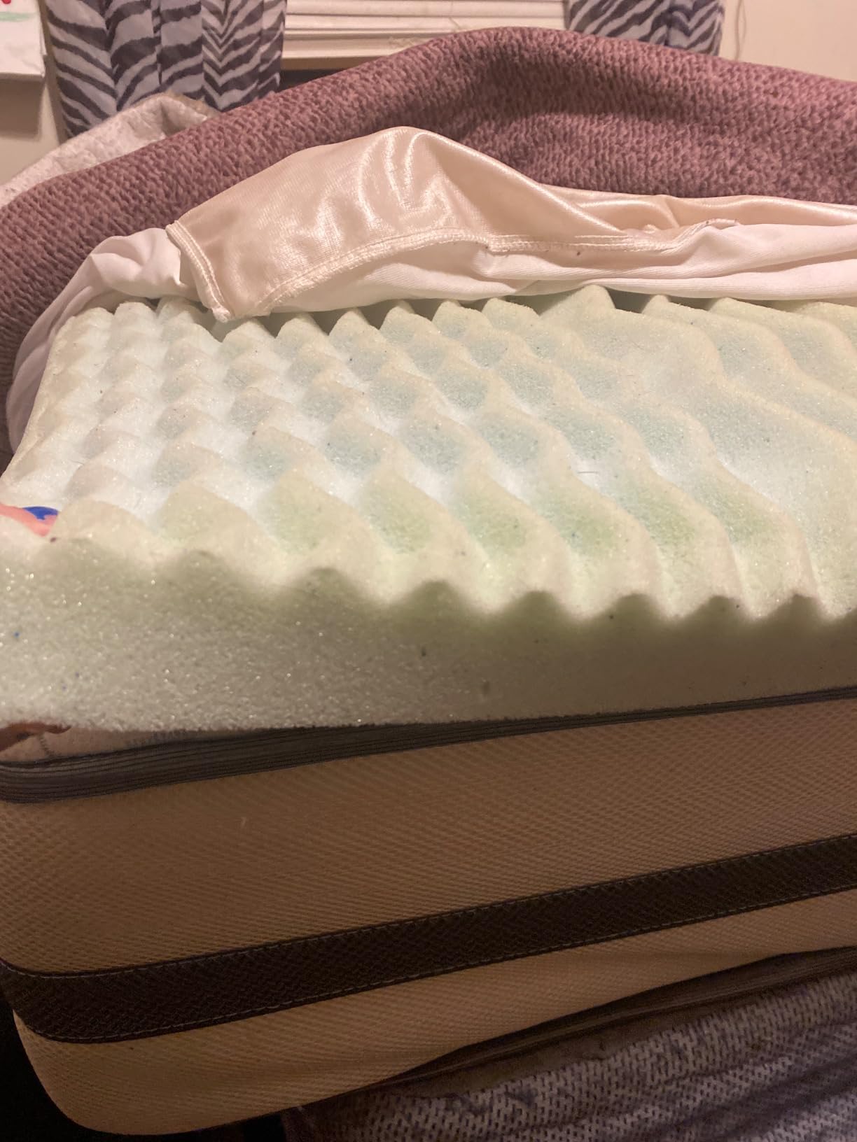 LUCID 2 Inch Gel Memory Foam Mattress Topper, King size - 5 Zones - Cooling Gel Infusion - CertiPur Certified Foam customer photo 2
