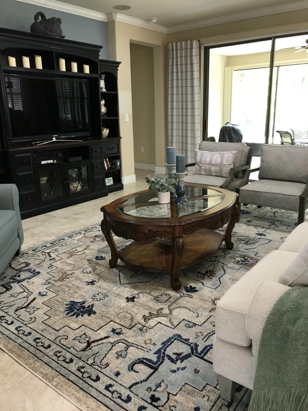 SAFAVIEH Area Rug 9x12 - Madison Collection - Large - Cream & Blue, Boho Chic Distressed Medallion Design, Non-Shedding & Easy to Clean, Ideal for Living Room, Bedroom, Dining Space (MAD473B) customer photo 1