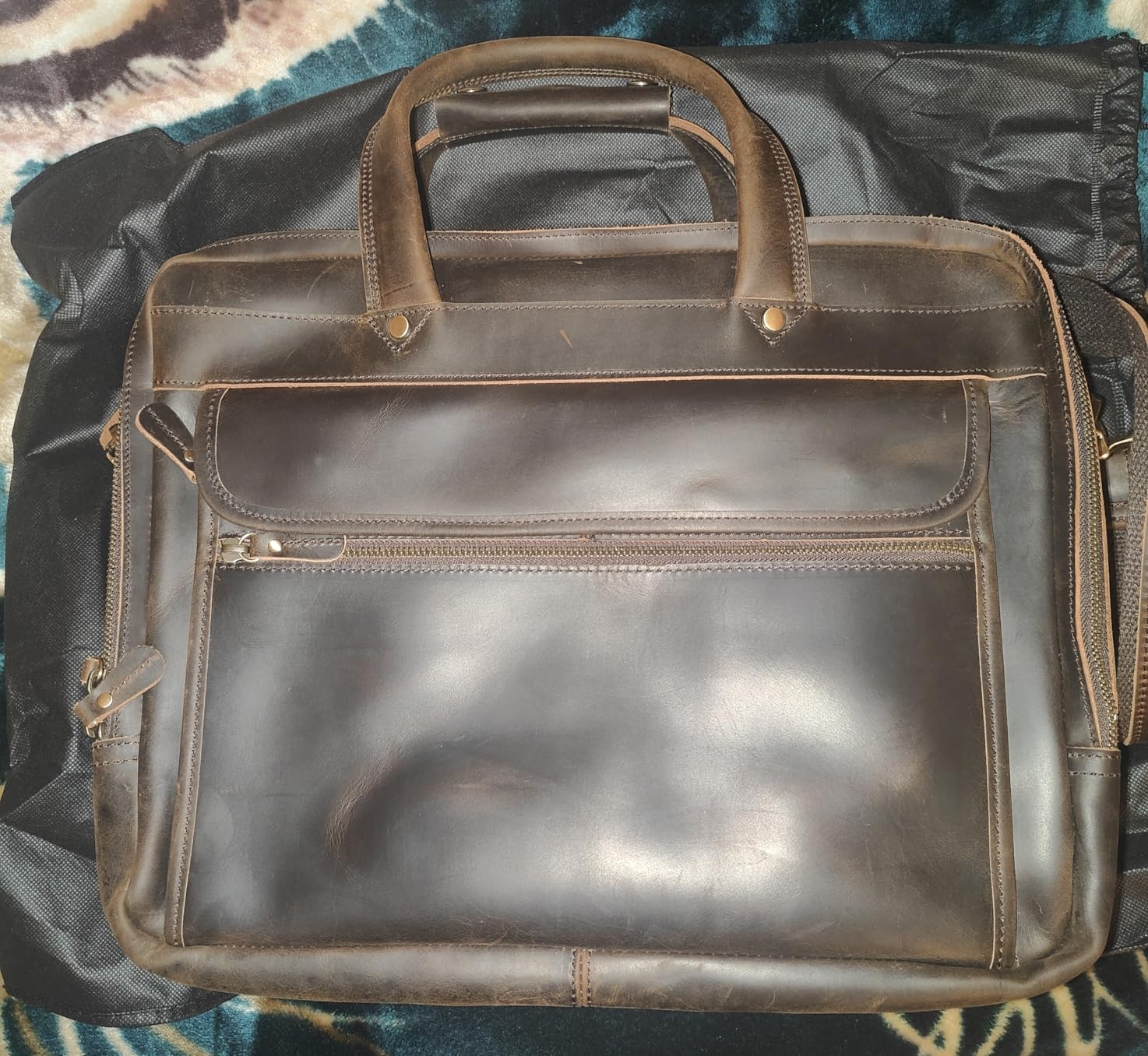Augus Leather Briefcase for Men, 15.6 Inch Laptop Business Travel Bag | 100% Full Grain Leather | YKK Zipper | Fits 15.6