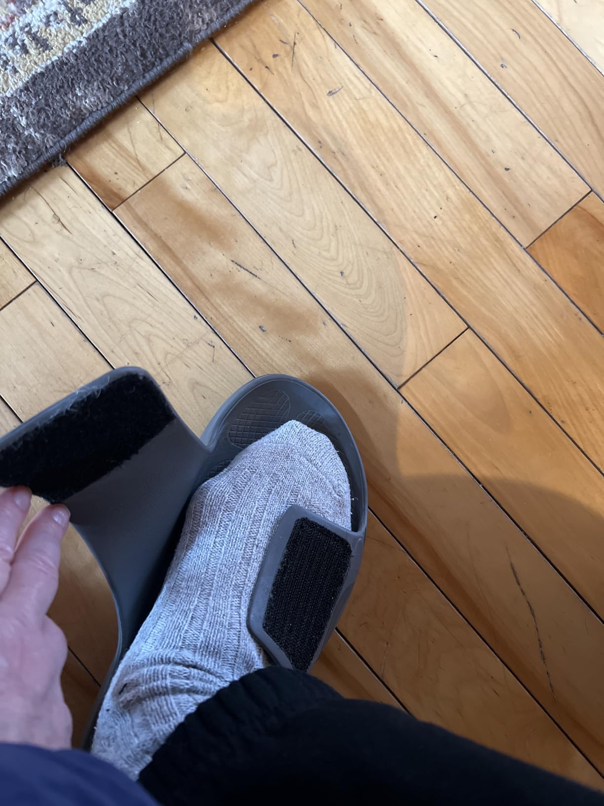 OOFOS OOahh Sport Flex Recovery Sandal customer photo 1